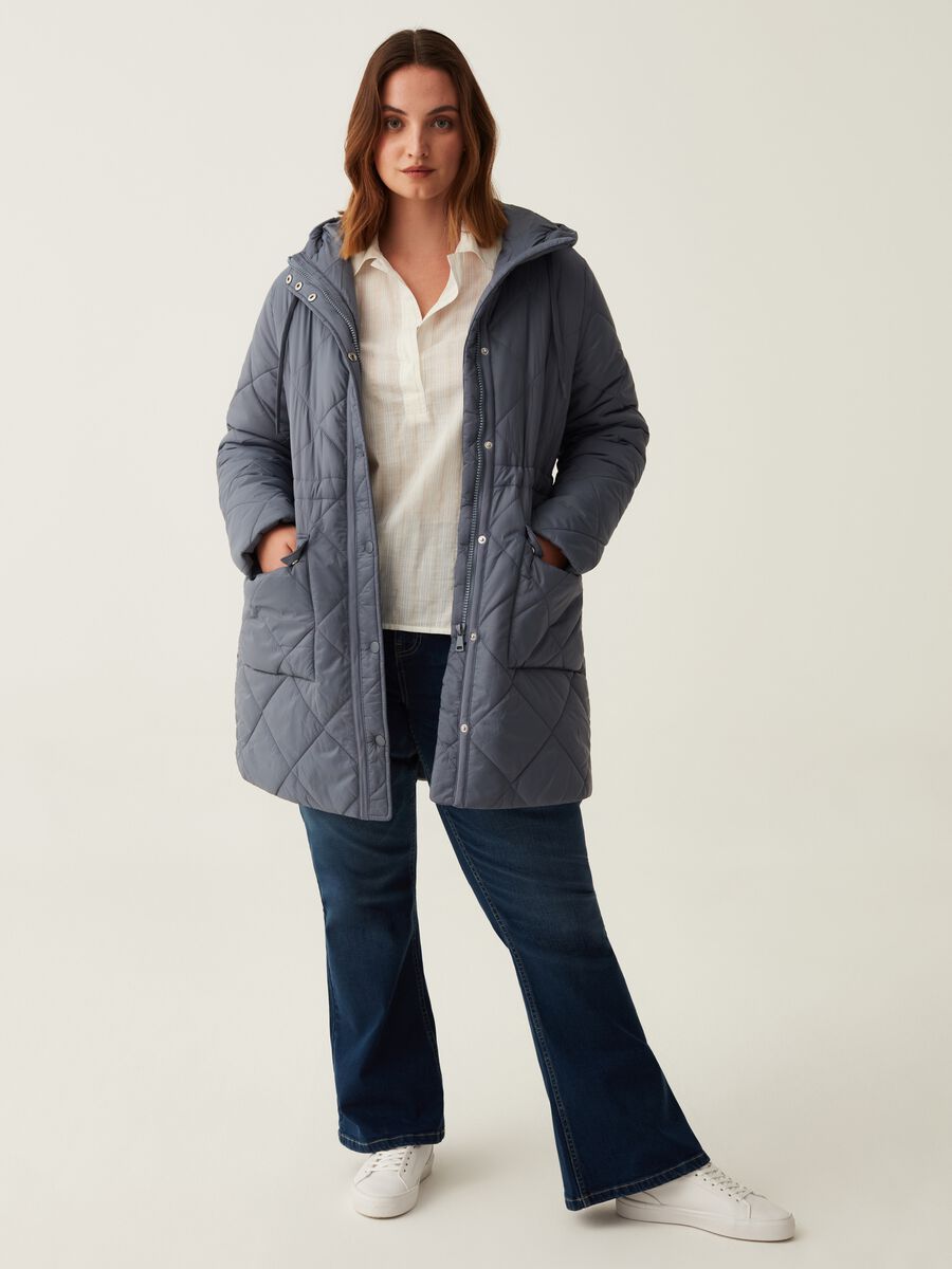 Curvy quilted parka with hood_0