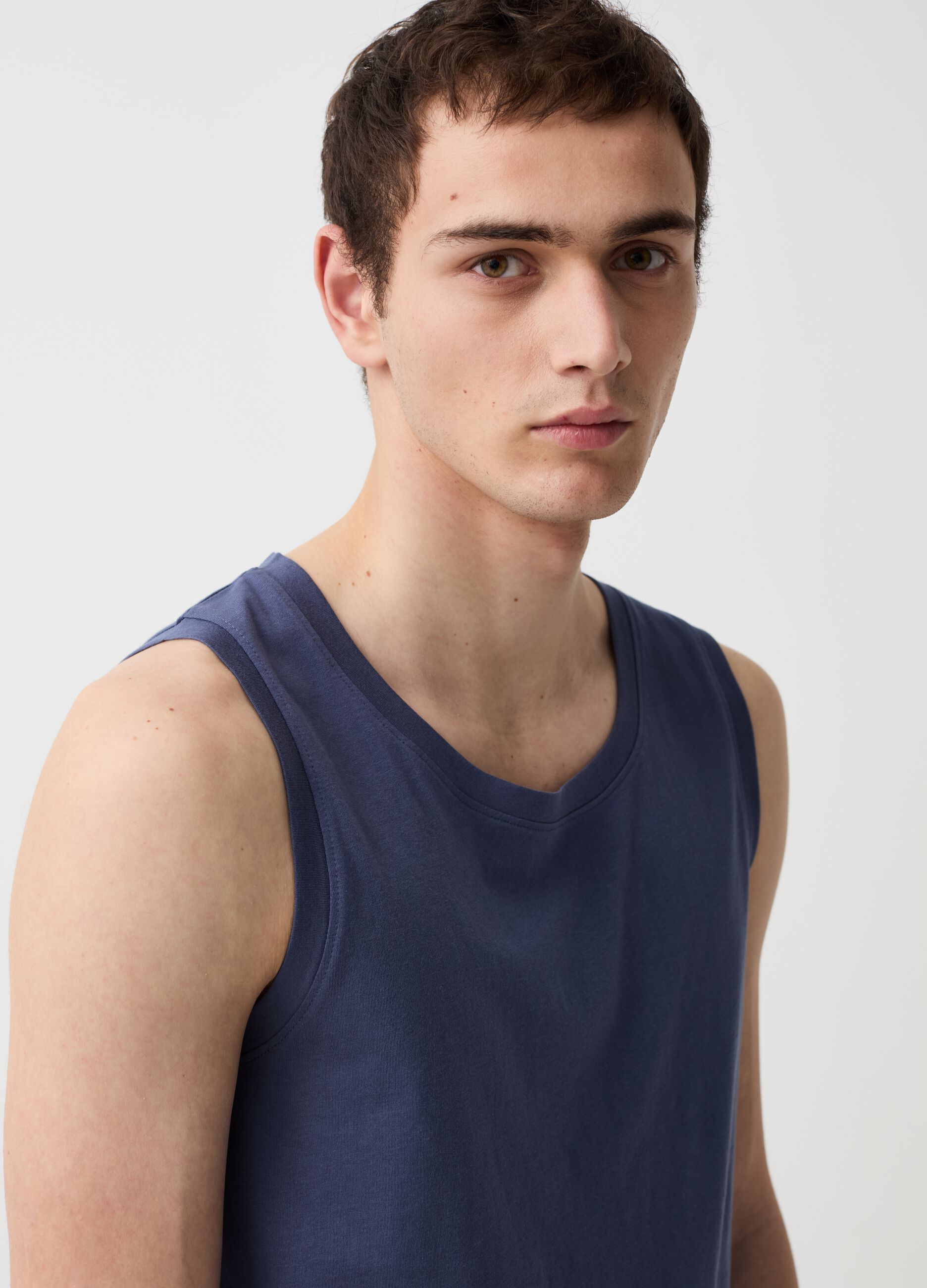 Cotton tank top with round neck