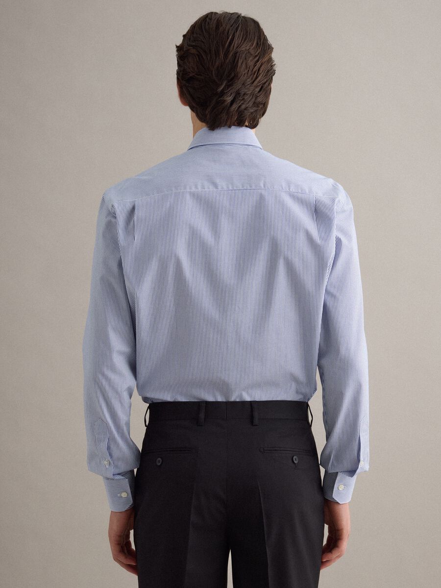 Men's pure cotton blue and white striped regular fit easy iron shirt_3