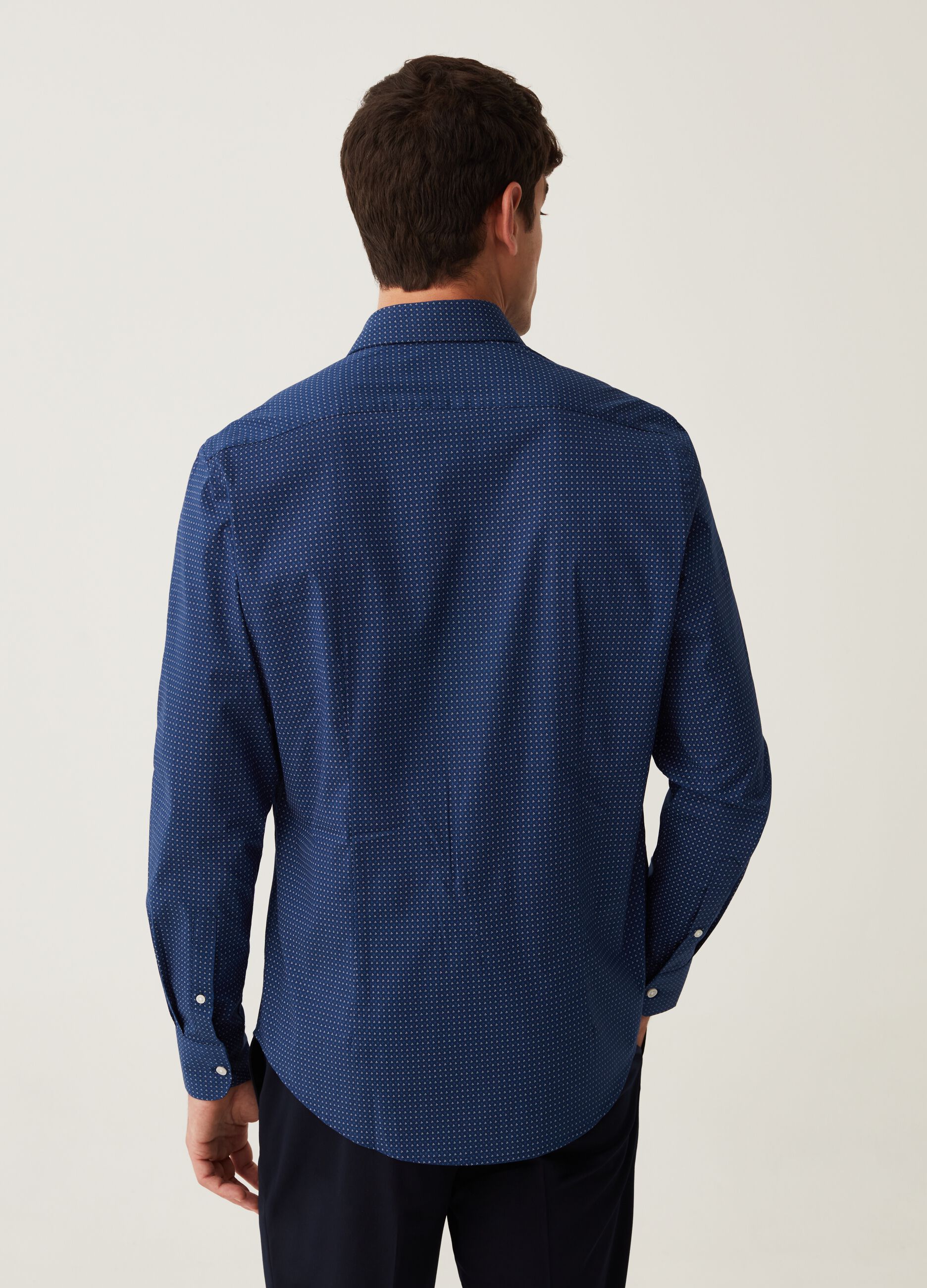 Slim-fit shirt with micro pattern_2
