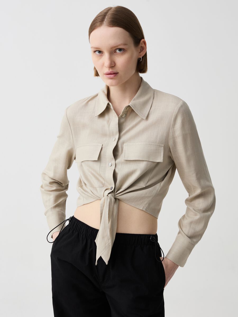 Crop shirt with knot_1