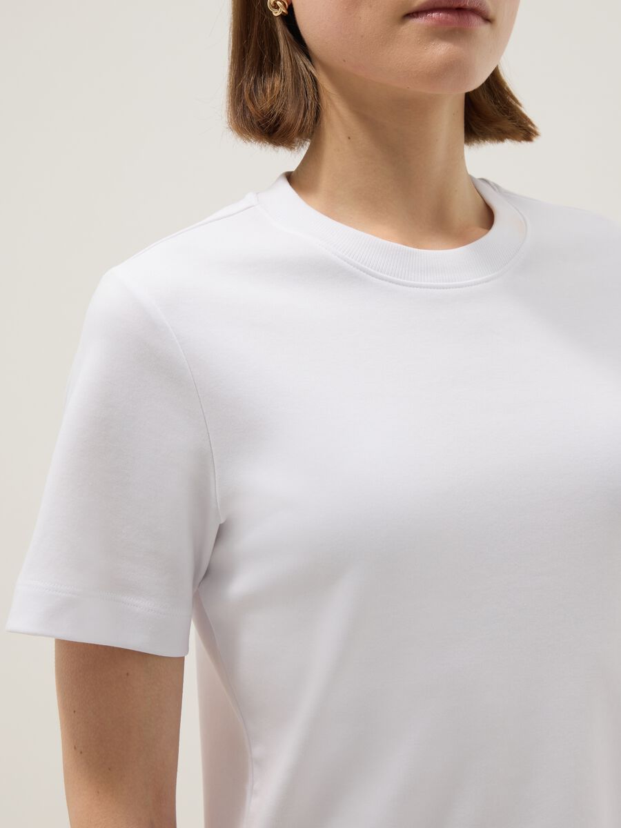 White pure cotton T-shirt with relaxed fit_5