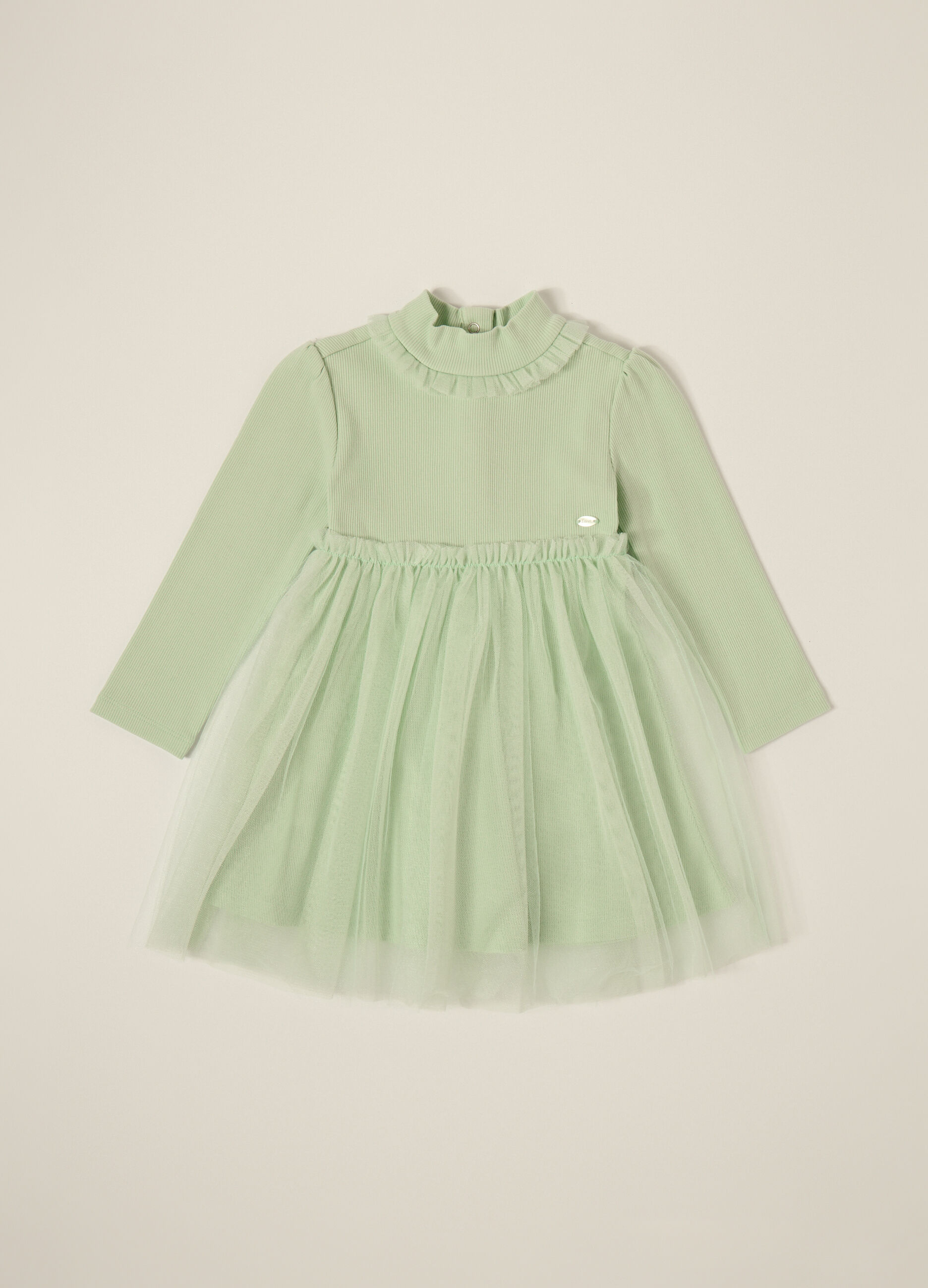 Gr&uuml;nes Kleid mit T&uuml;llrock