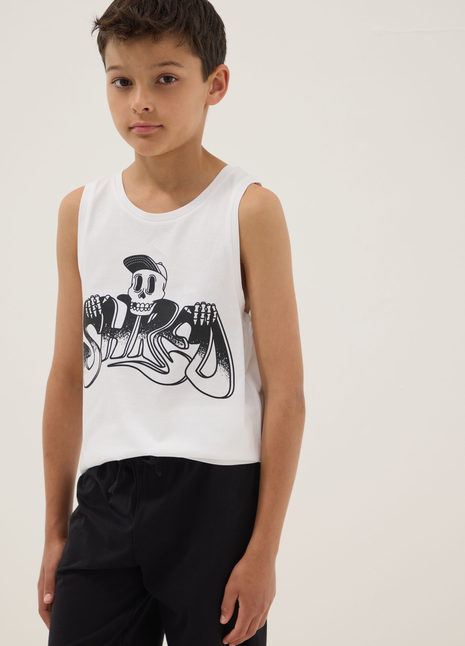 Conjunto preto e branco em algod&atilde;o puro com top e cal&ccedil;&otilde;es