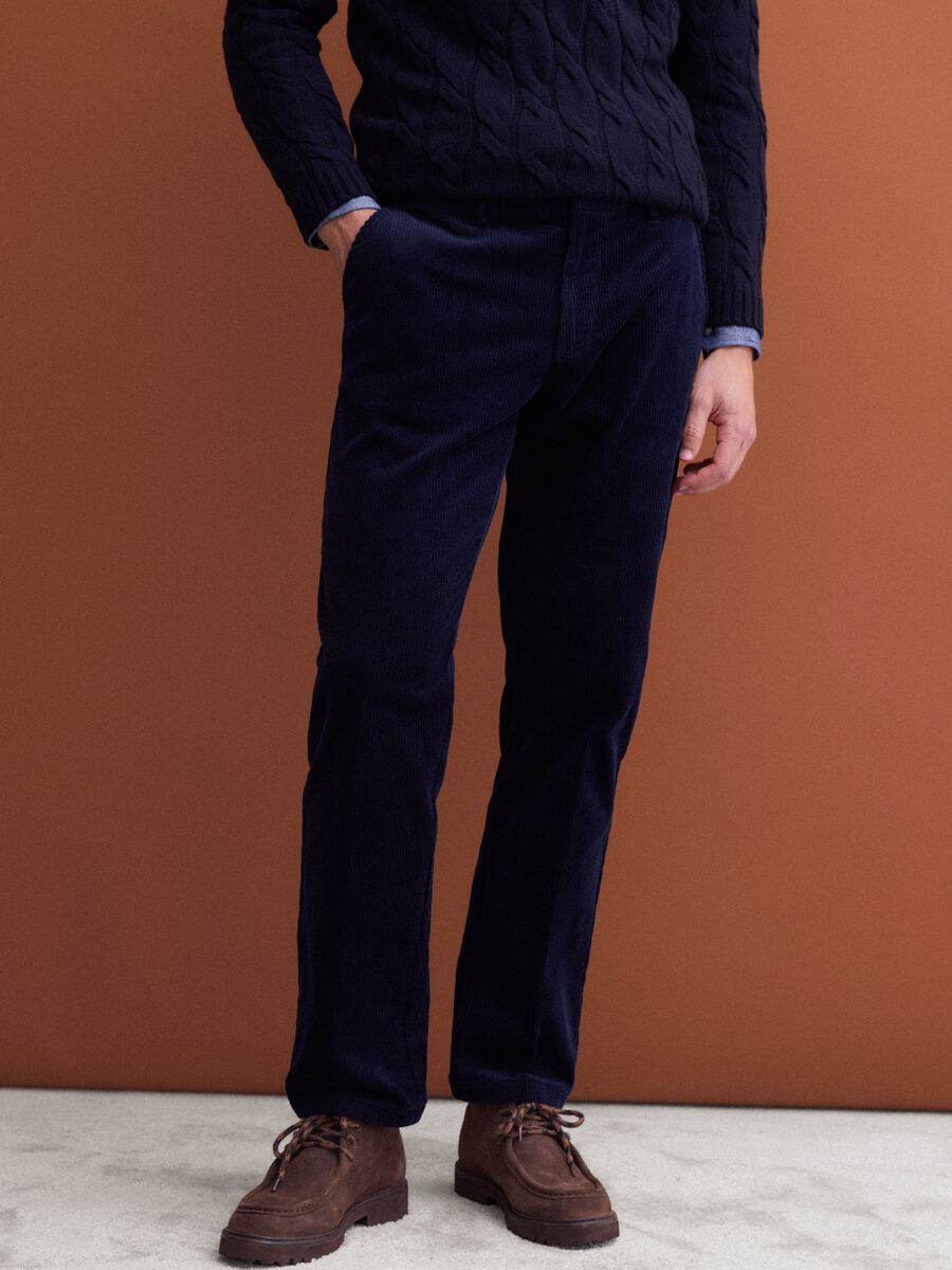 Cal&ccedil;as chino azul-marinho regular fit em bombazina de algod&atilde;o el&aacute;stico_1