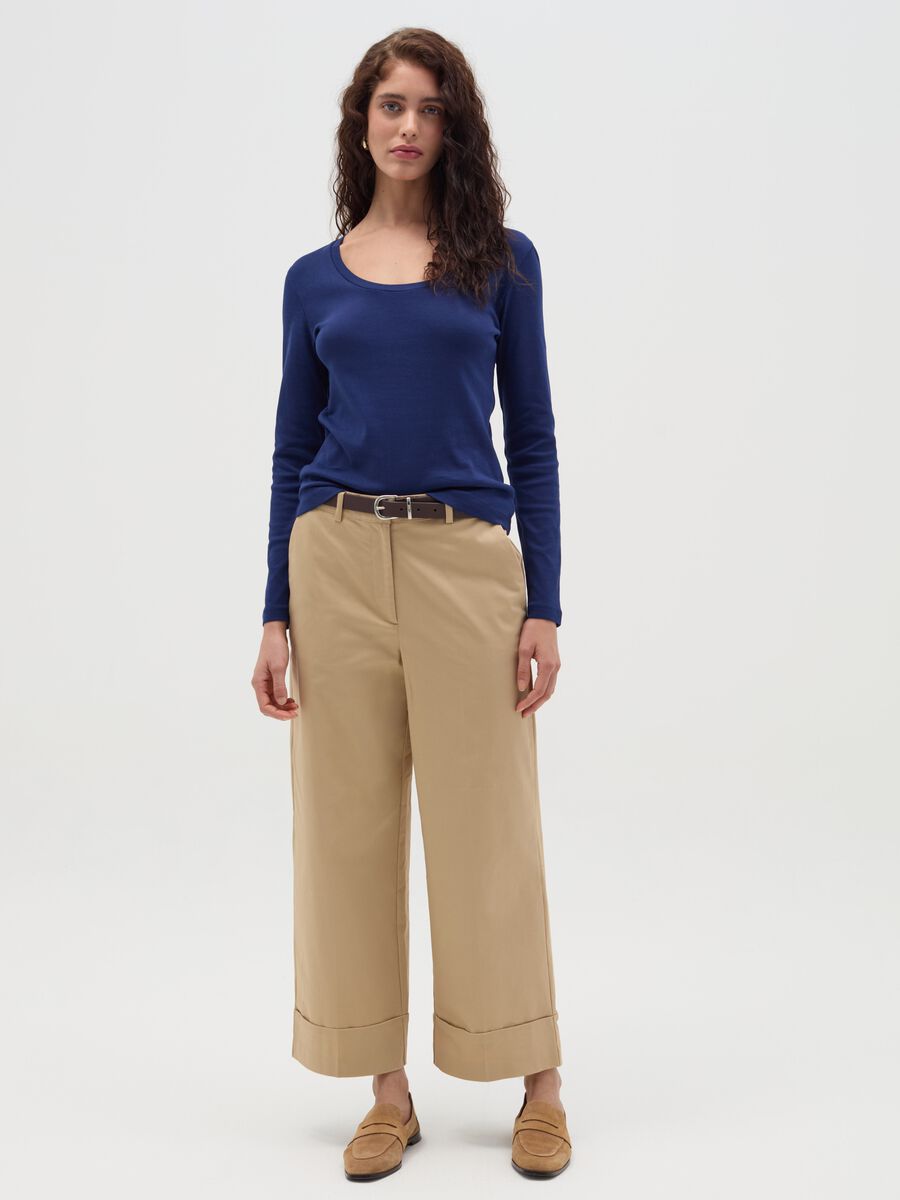 Long-sleeved T-shirt with round neck_1