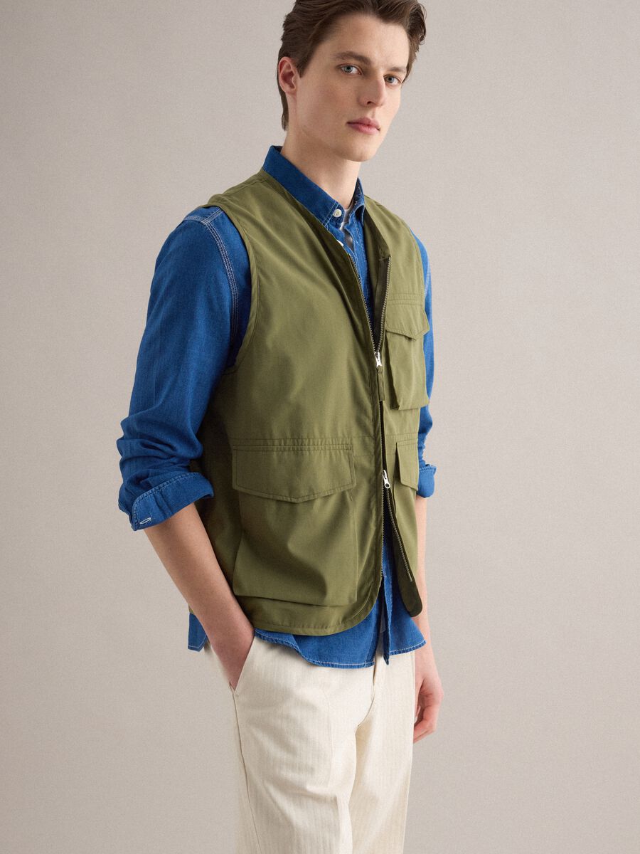 &Pi;&rho;ά&sigma;&iota;&nu;&omicron; &gamma;&iota;&lambda;έ&kappa;&omicron; regular fit &mu;&epsilon; &phi;&epsilon;&rho;&mu;&omicron;&upsilon;ά&rho; &kappa;&alpha;&iota; &mu;&pi;&rho;&omicron;&sigma;&tau;&iota;&nu;έ&sigmaf; &tau;&sigma;έ&pi;&epsilon;&sigmaf;_0