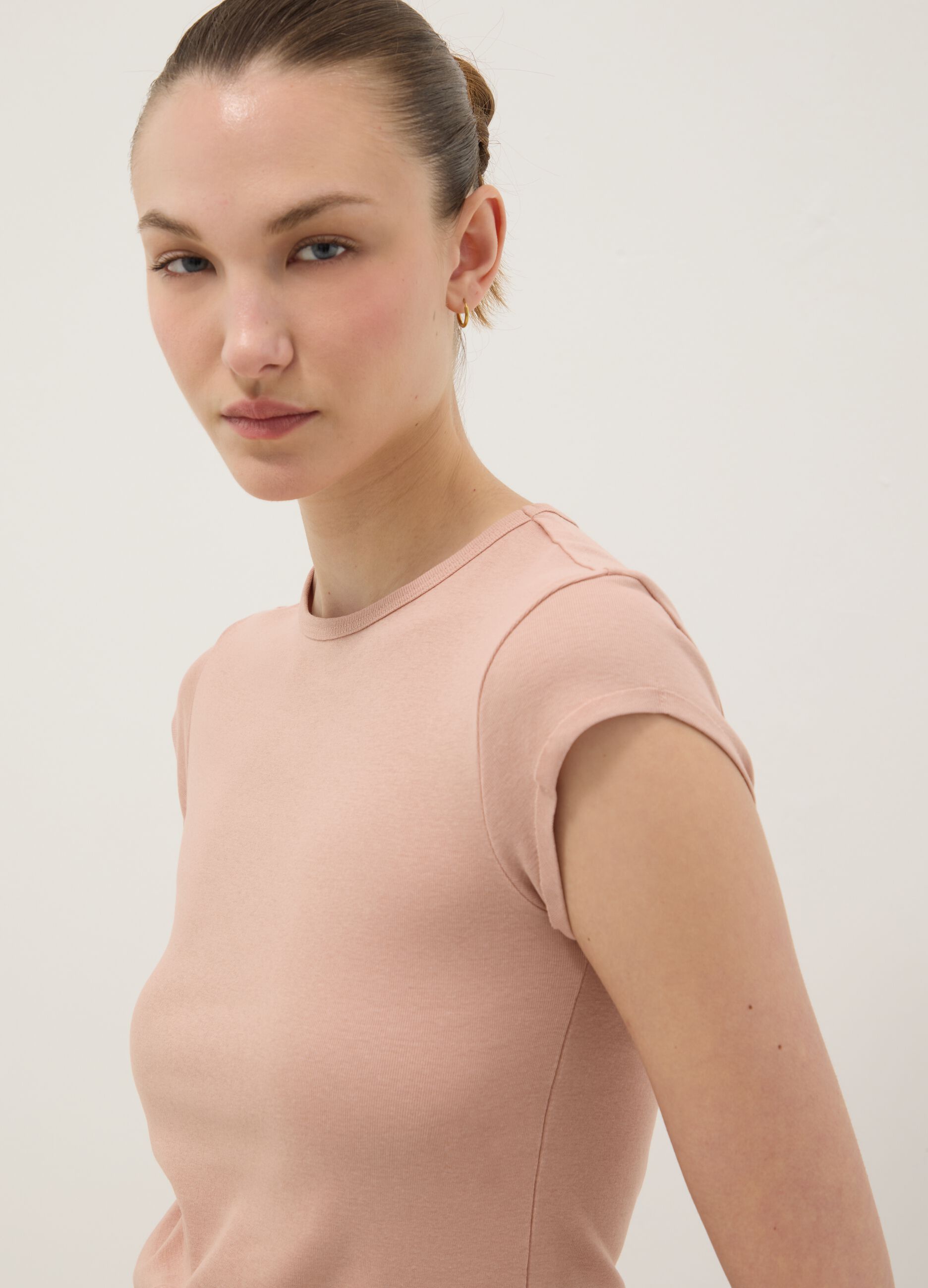 T-shirt rosa de mangas curtas em algod&atilde;o puro corte regular