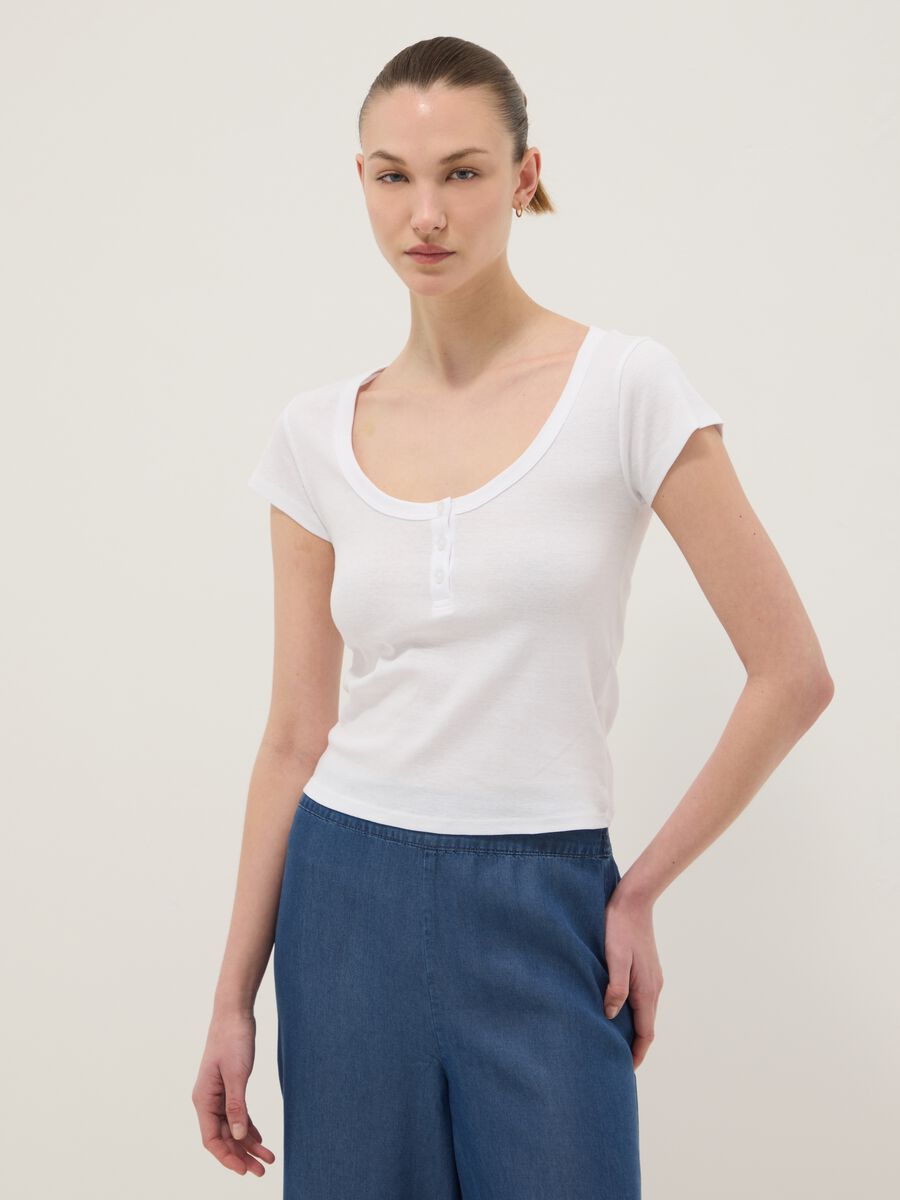 White pure cotton regular fit T-shirt with deep Henley neck_1