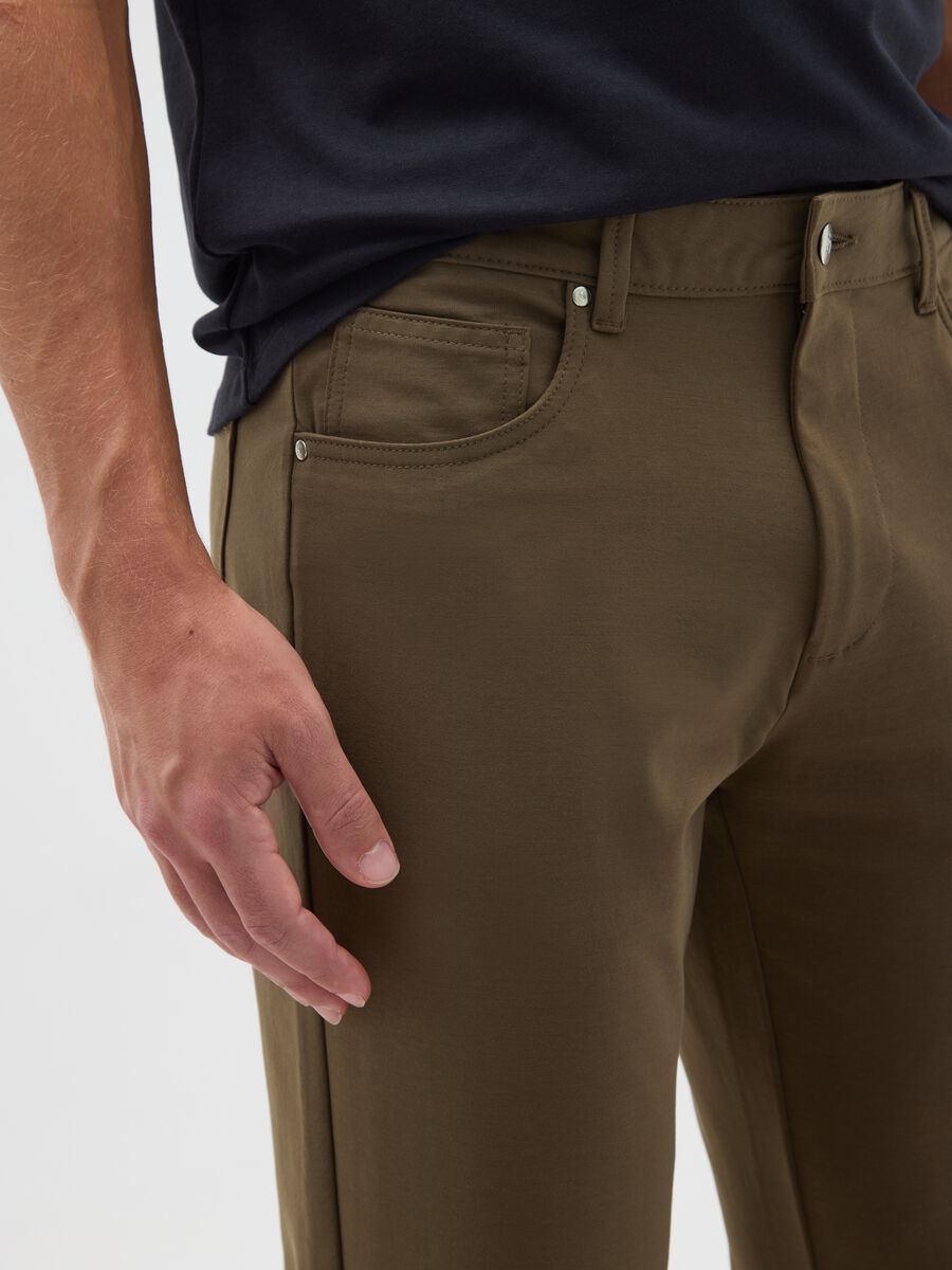 Brown cotton blend slim fit trousers_3