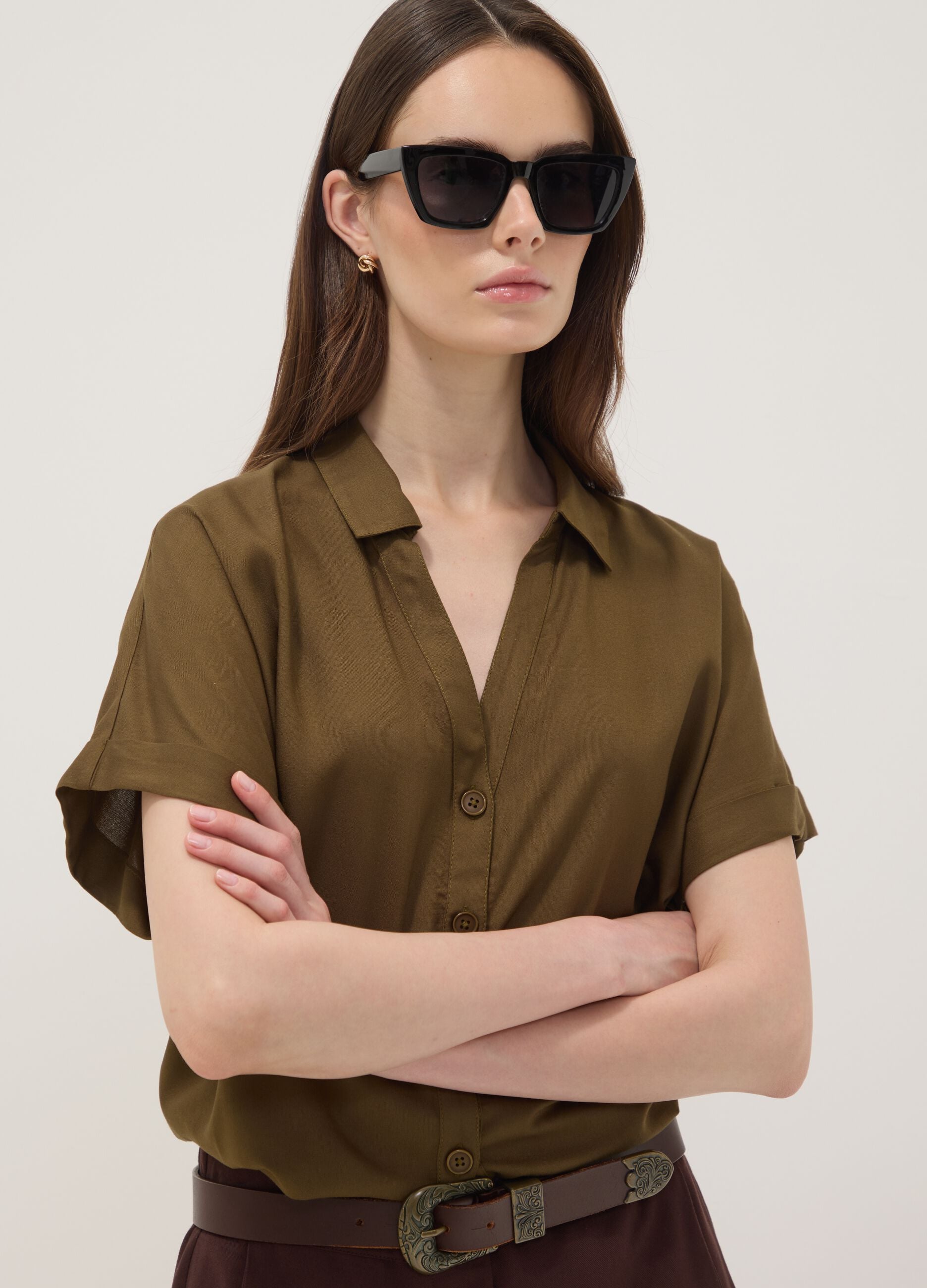 Green short-sleeve pure viscose shirt with oversized fit