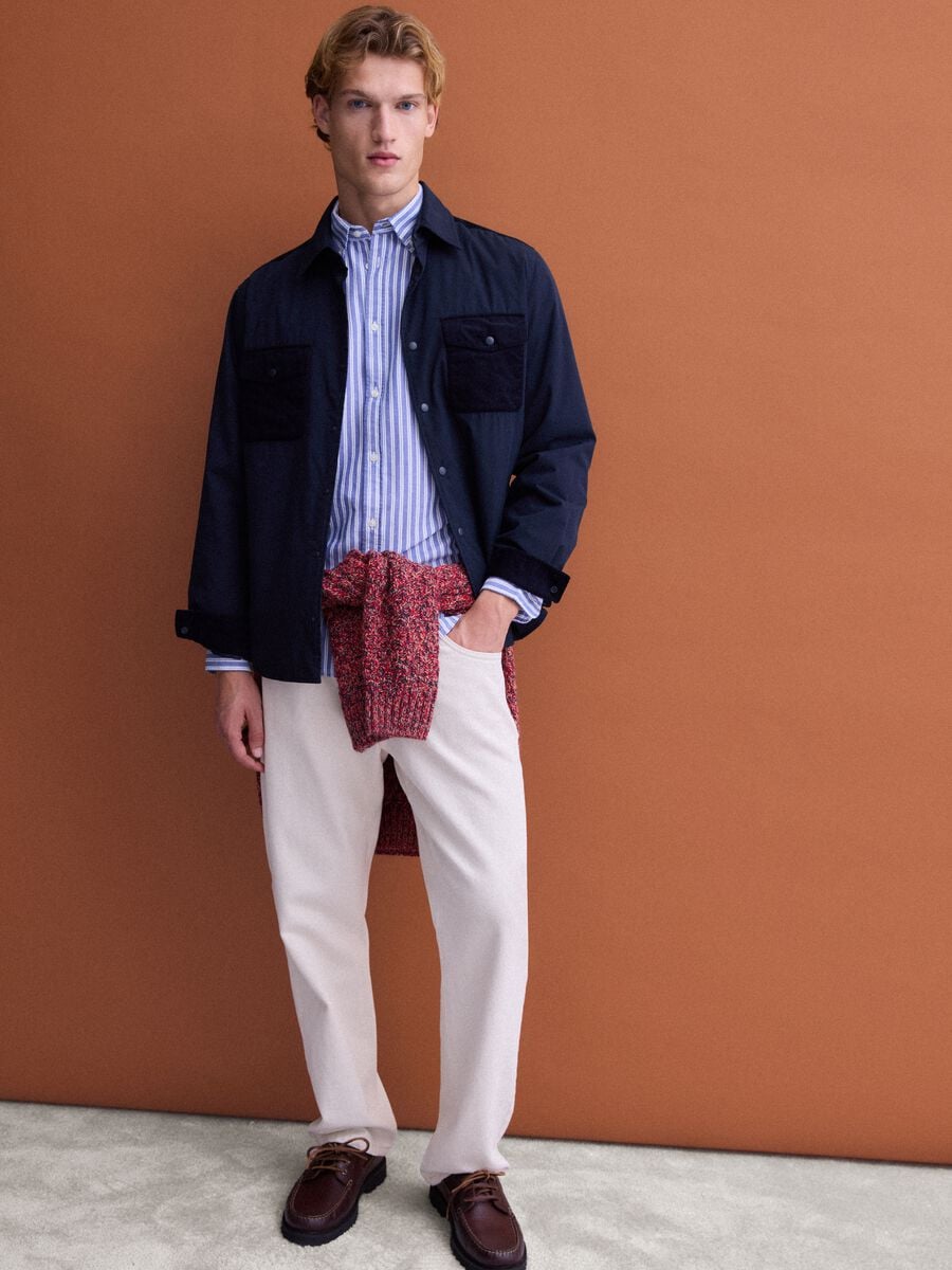 Blue padded regular-fit shacket with patch pockets_2