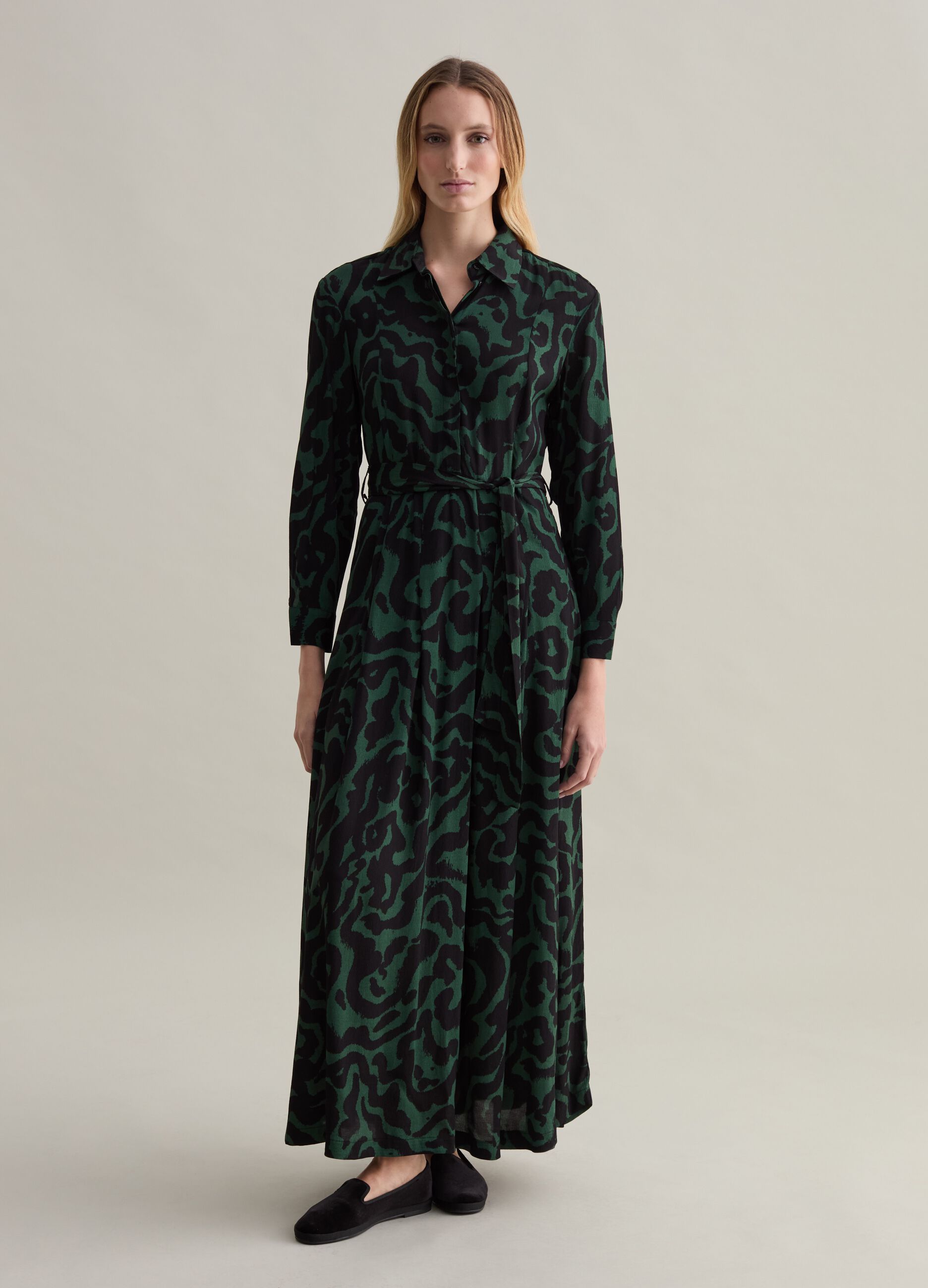 Long shirt dress with belt and print