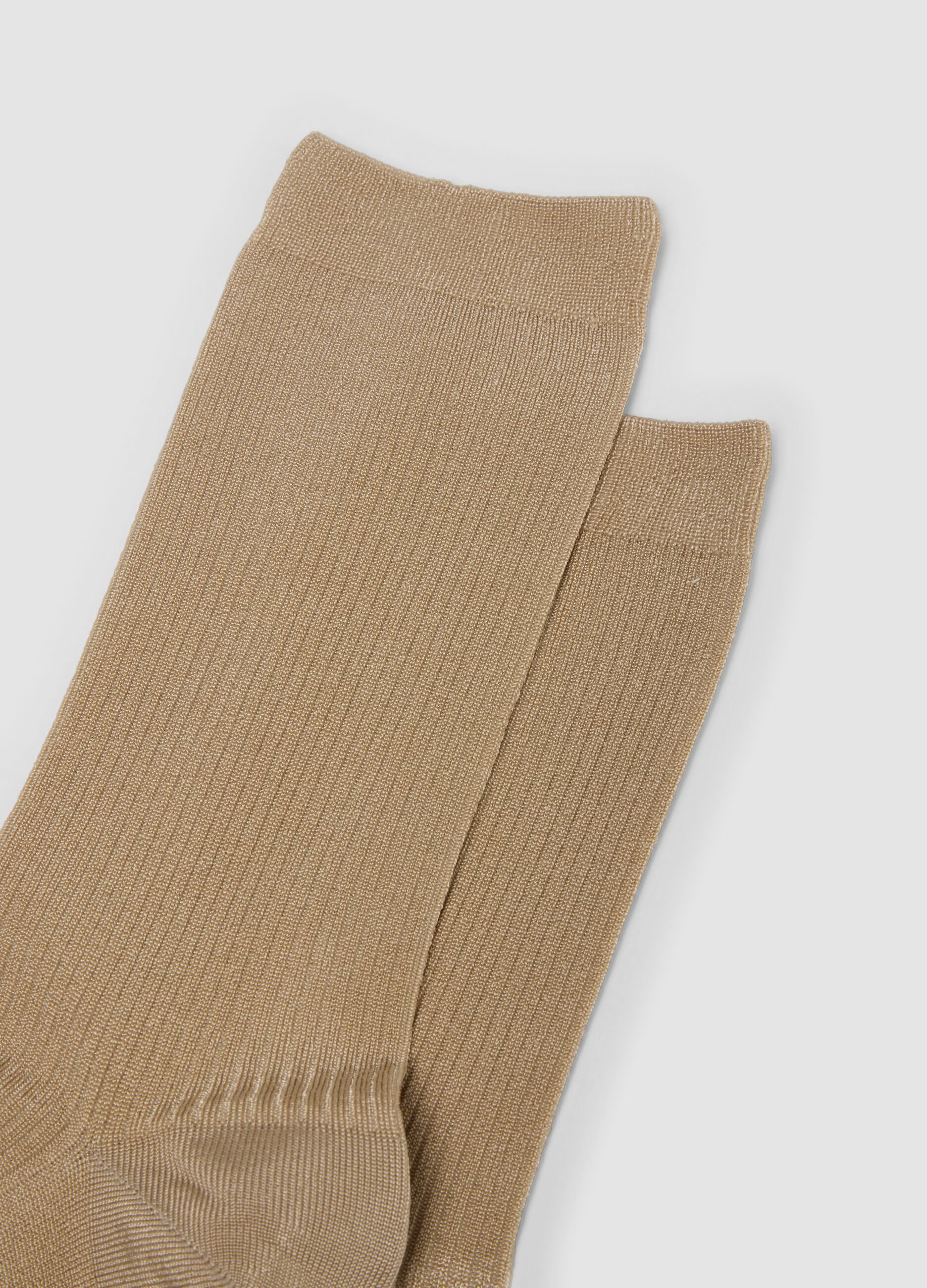 Beige lange Socken aus elastischer Viskose