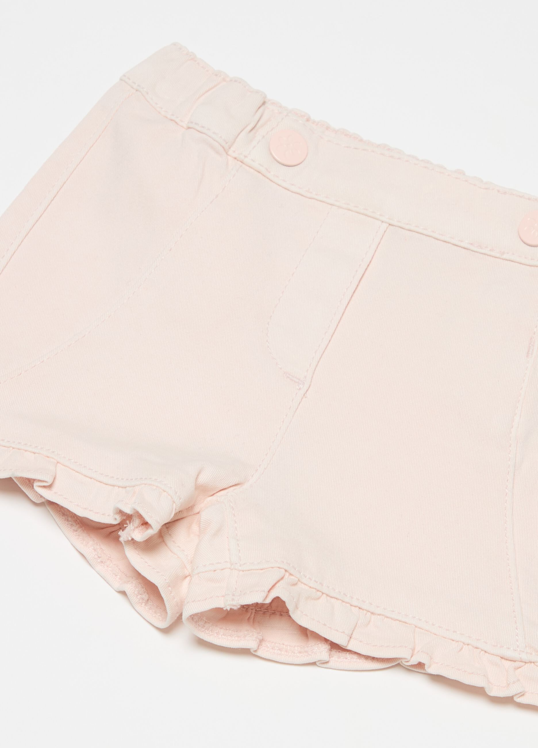 Twill shorts with ruffles