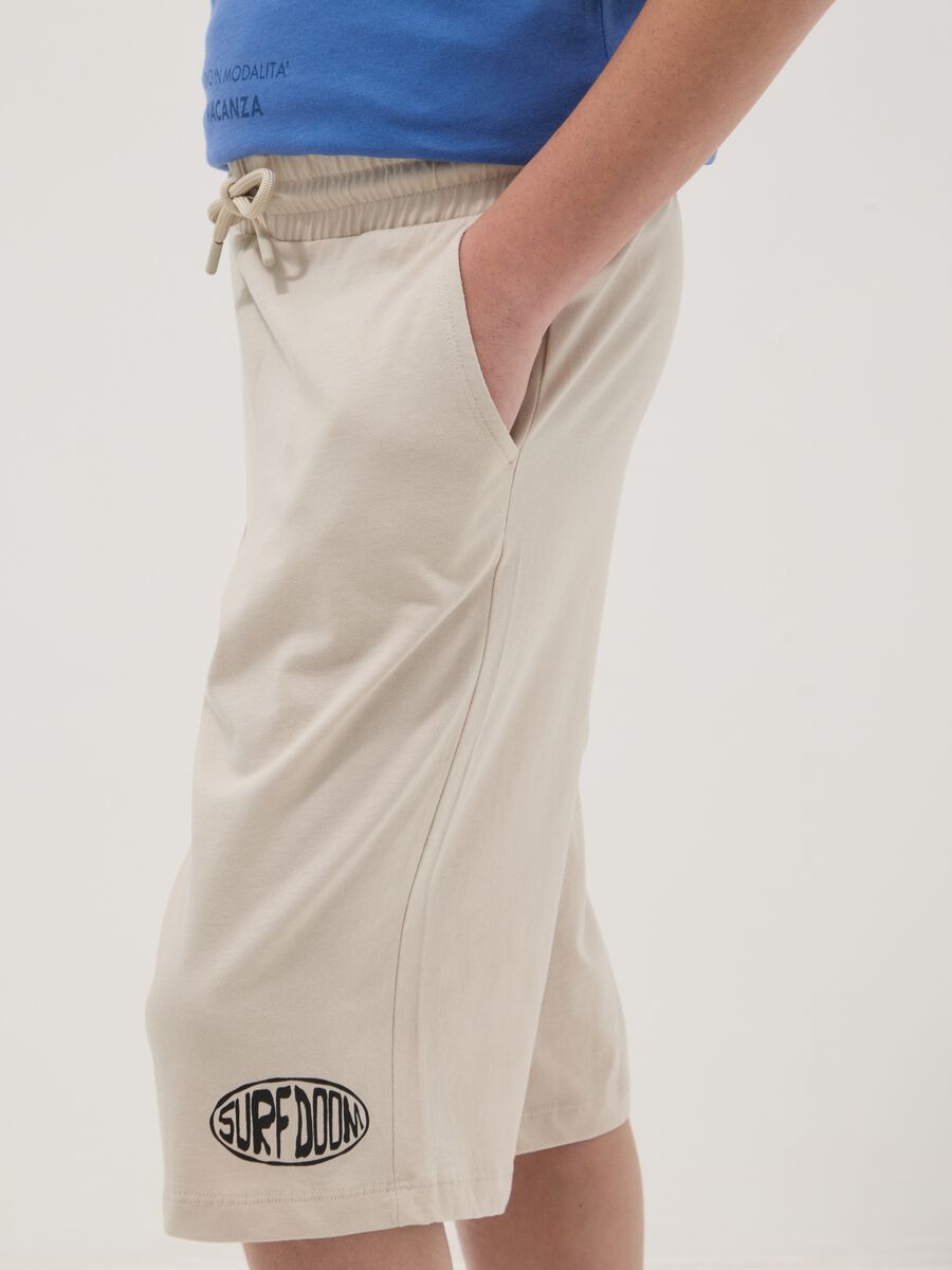 Beige organic cotton Bermuda shorts with elasticated waist_2