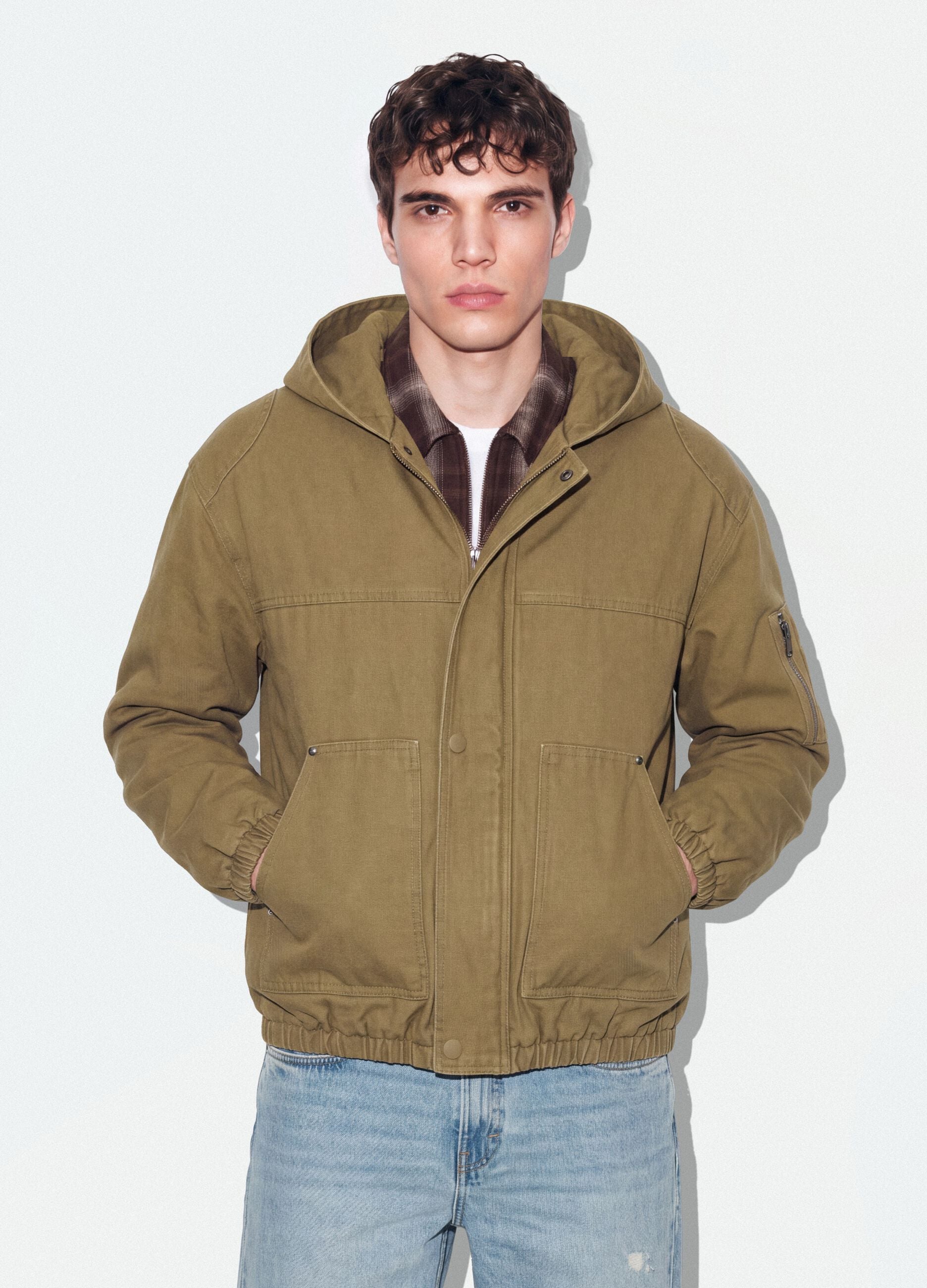 Giacca beige con cappuccio in puro cotone over fit