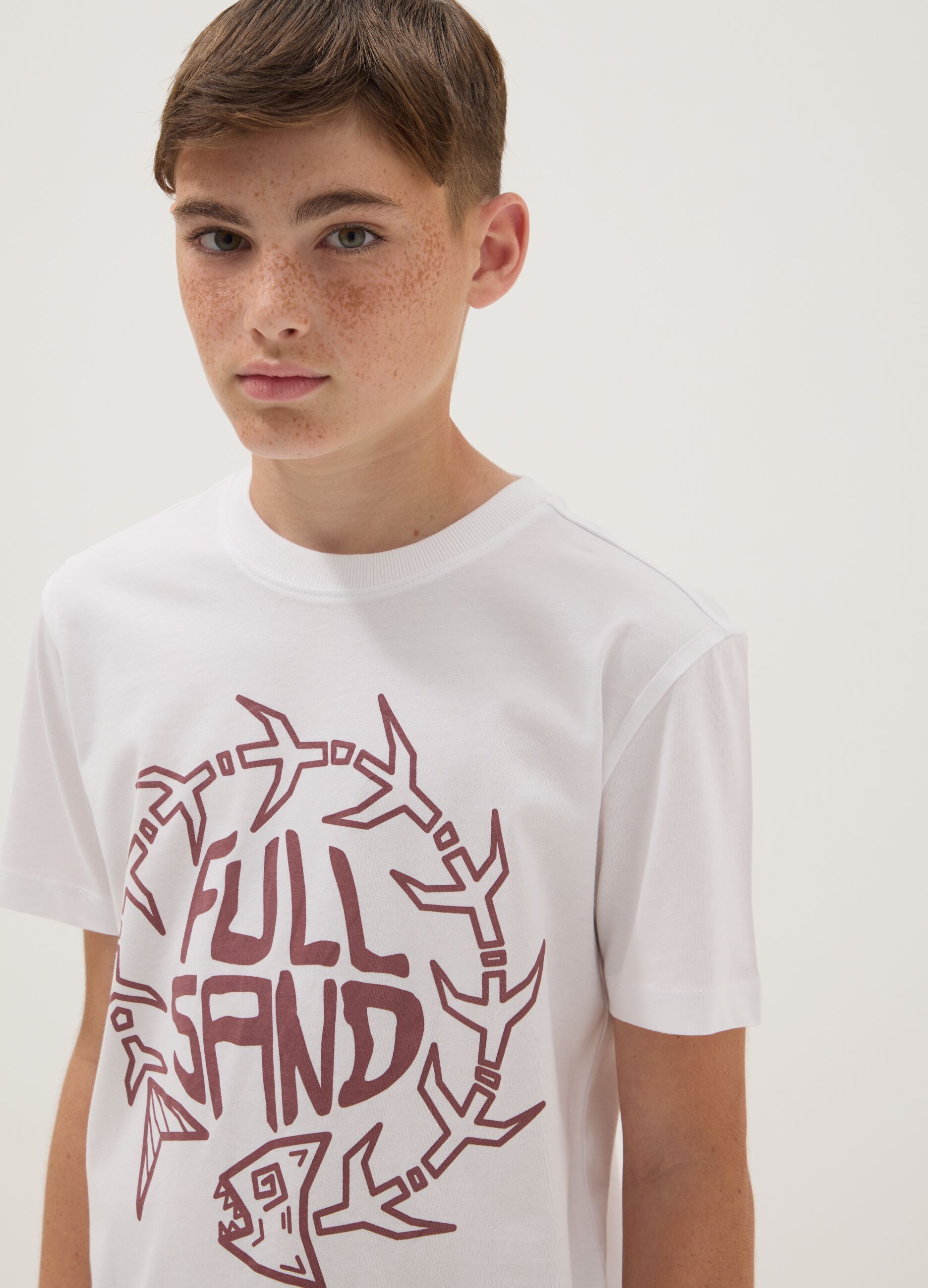 White short-sleeved organic cotton T-shirt