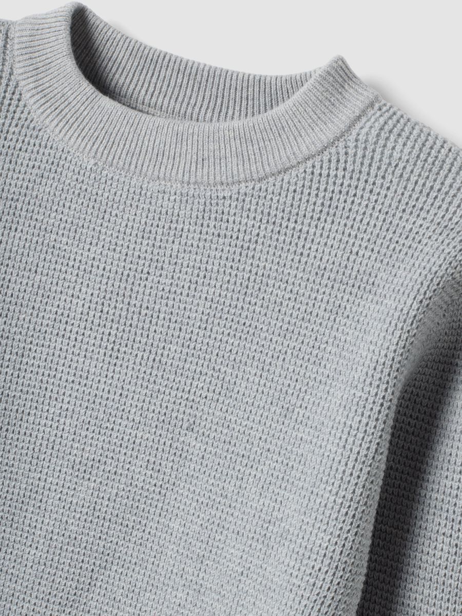 Maglia grigia in misto cotone girocollo lavorata a maglia_2
