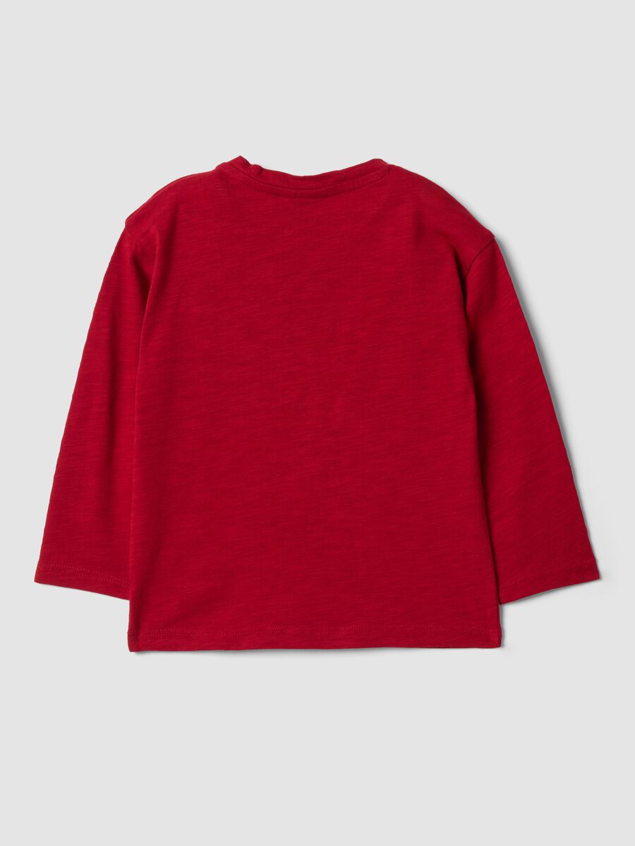 T-shirt rossa in puro cotone organico con girocollo e taschino_1
