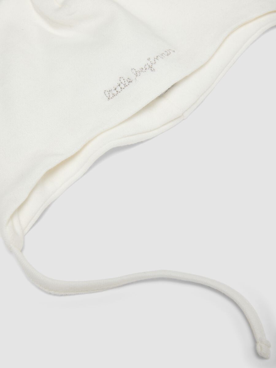 Set bianco con cappellino e scarpine foderate_2