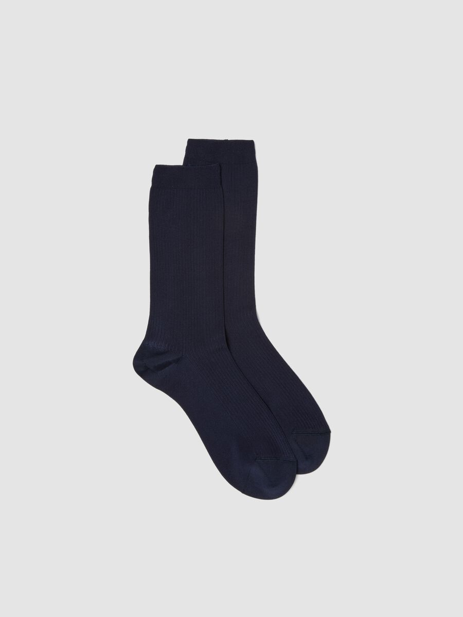 Blaue gerippte Socken aus Stretch-Viskose_0
