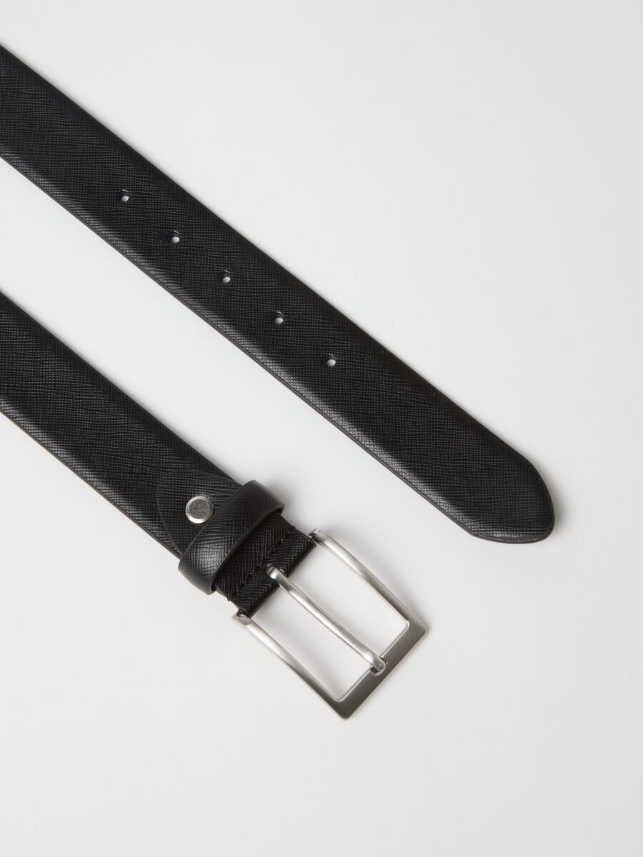 Black genuine leather belt with sturdy buckle_1