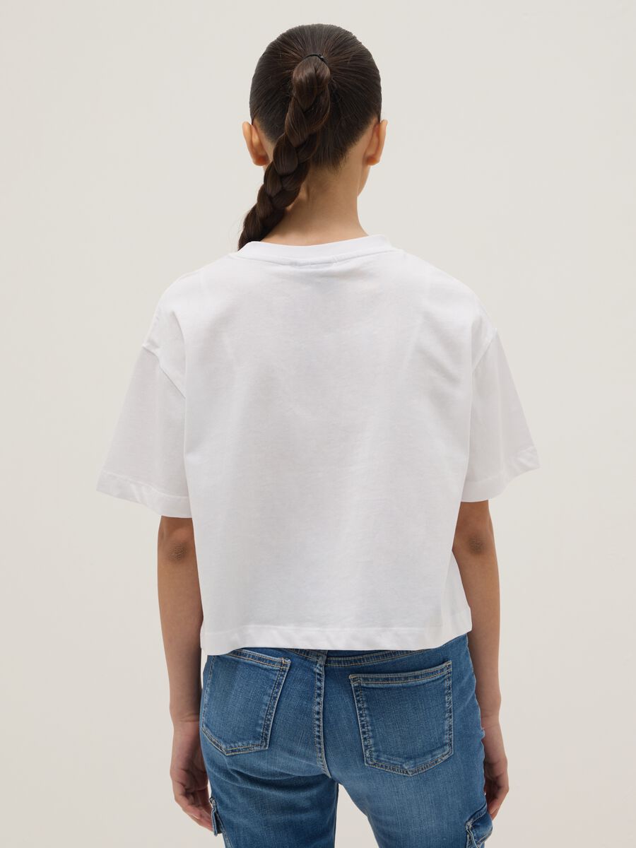 Wei&szlig;es reines Baumwoll-T-Shirt mit Regular Fit und New York Knicks Print f&uuml;r M&auml;dchen_1