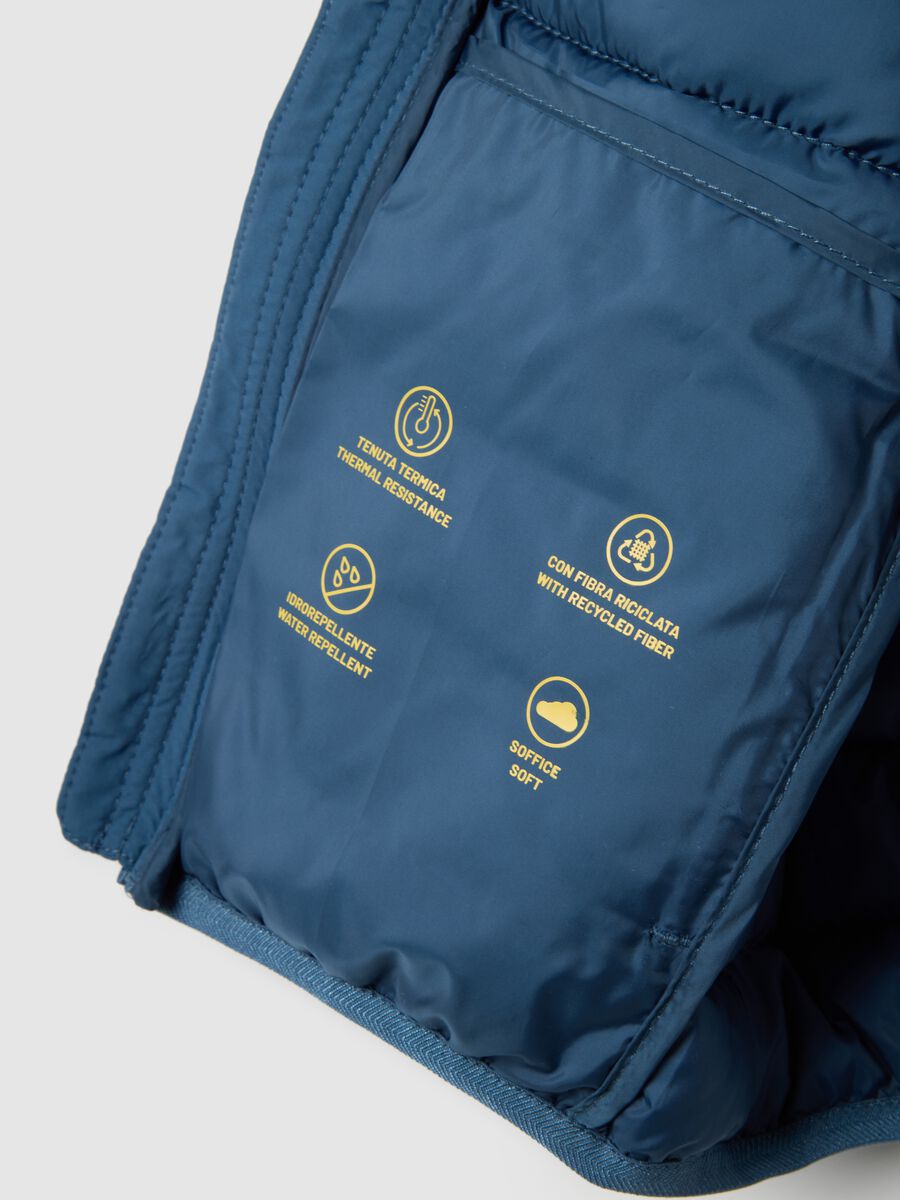 &Mu;&pi;&lambda;&epsilon; &epsilon;&pi;&epsilon;&nu;&delta;&epsilon;&delta;&upsilon;&mu;έ&nu;&omicron; &pi;&alpha;&iota;&delta;&iota;&kappa;ό &gamma;&iota;&lambda;έ&kappa;&omicron;, &kappa;&alpha;&nu;&omicron;&nu;&iota;&kappa;ή &epsilon;&phi;&alpha;&rho;&mu;&omicron;&gamma;ή, &upsilon;&delta;&rho;&omicron;&alpha;&pi;&omega;&theta;&eta;&tau;&iota;&kappa;ό &mu;&epsilon; &phi;&epsilon;&rho;&mu;&omicron;&upsilon;ά&rho;_2