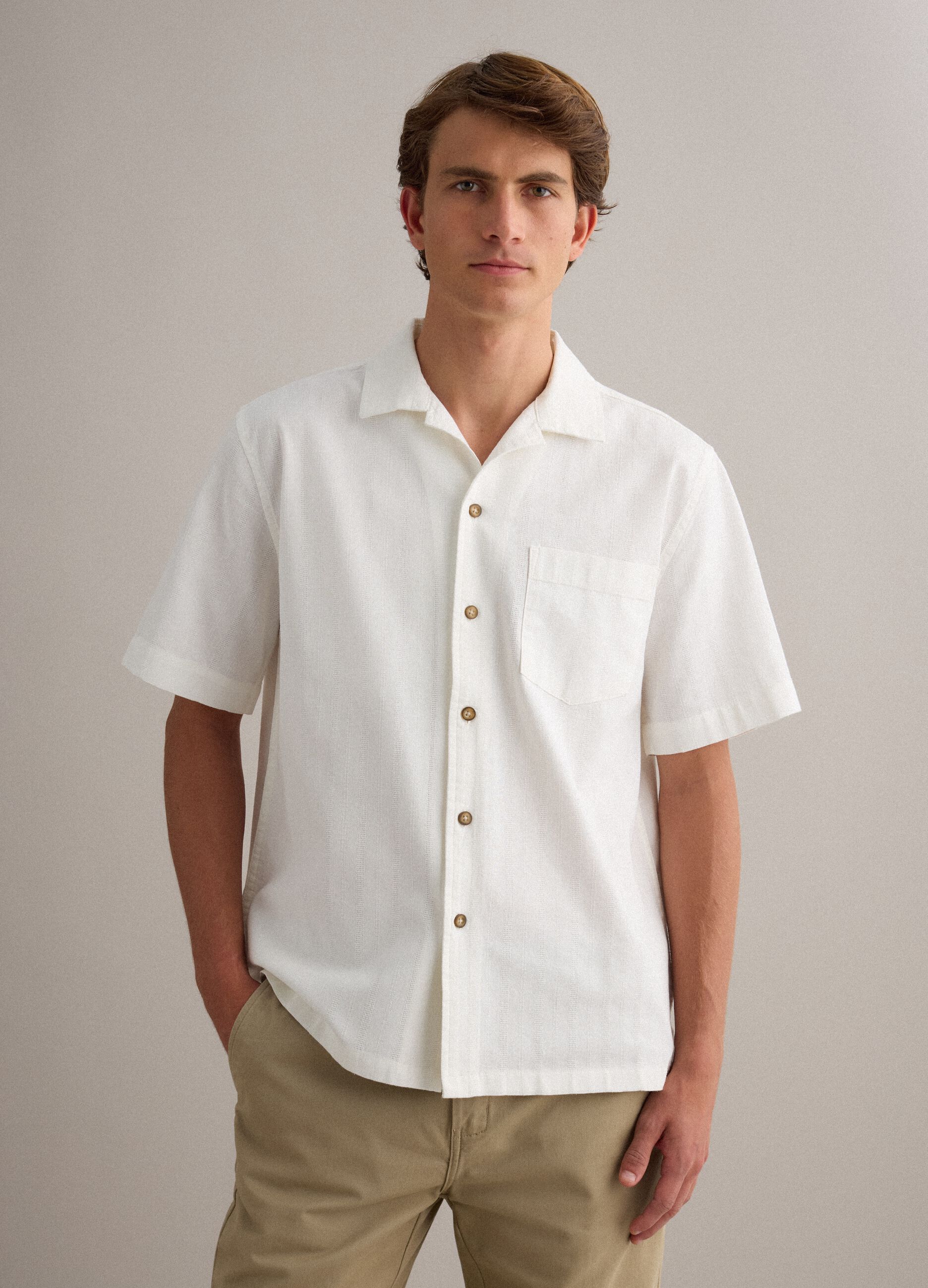 White regular-fit pure cotton shirt with stripes and chest pocket