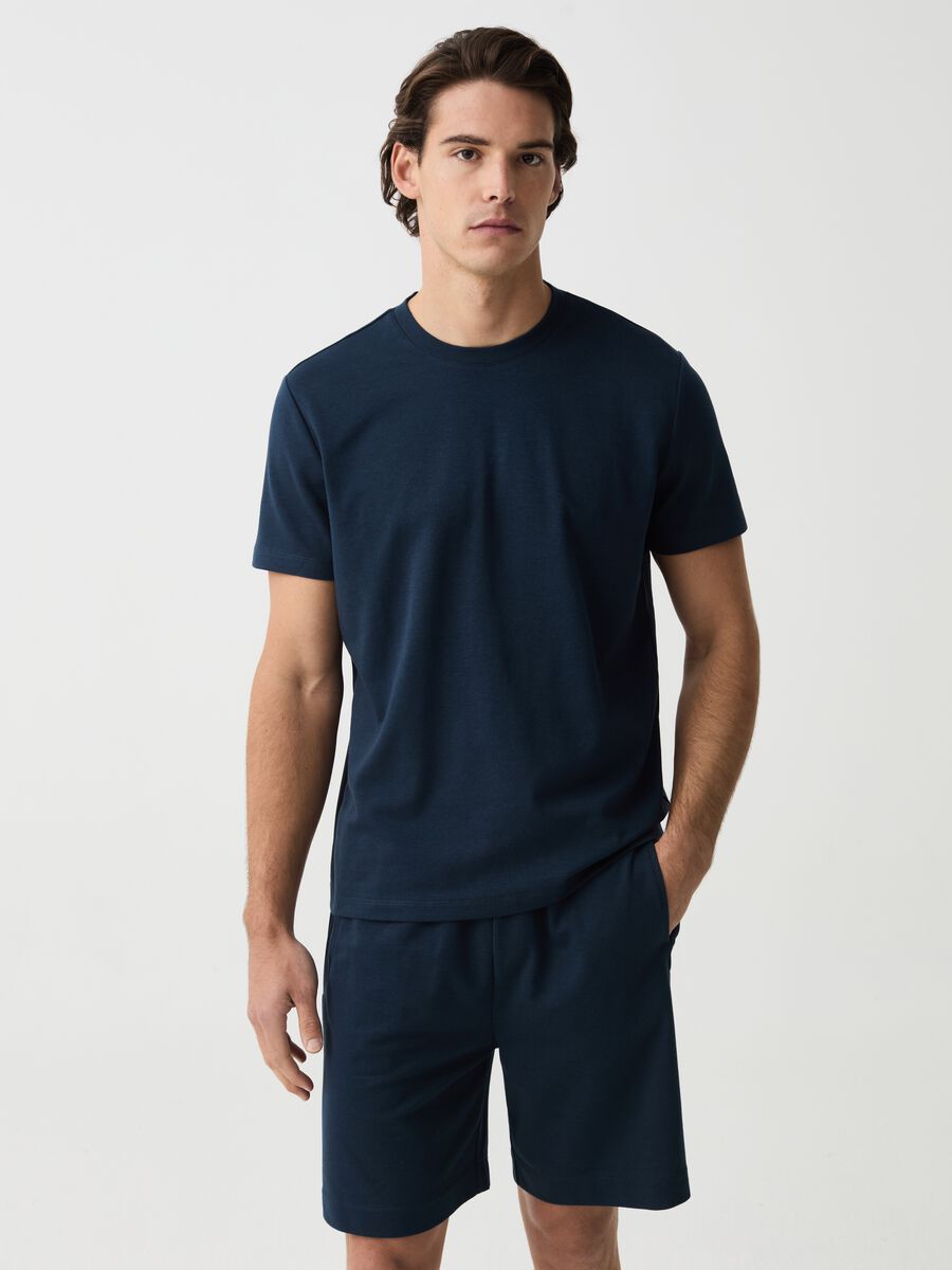 Regular-fit T-shirt with round neck_0