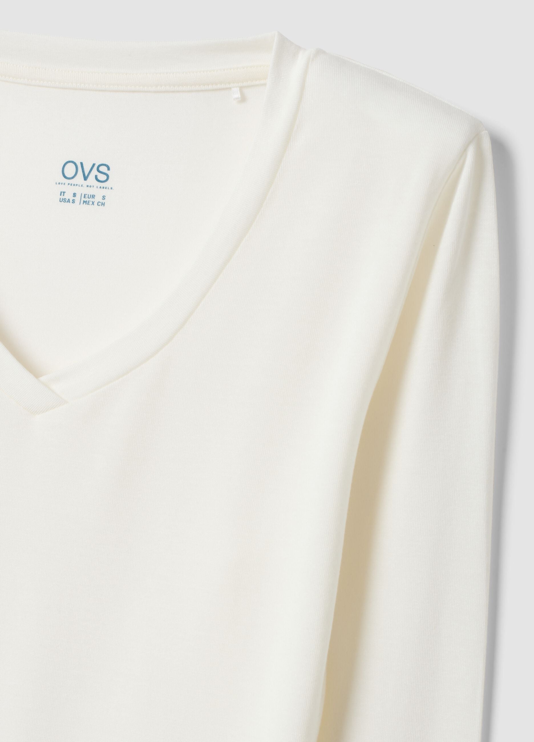 &Lambda;&epsilon;&upsilon;&kappa;ό T-shirt &alpha;&pi;ό &epsilon;&lambda;&alpha;&sigma;&tau;&iota;&kappa;ό modal &mu;&epsilon; &sigma;&tau;&rho;&omicron;&gamma;&gamma;&upsilon;&lambda;ή &lambda;&alpha;&iota;&mu;ό&kappa;&omicron;&psi;&eta;, regular &epsilon;&phi;&alpha;&rho;&mu;&omicron;&gamma;ή