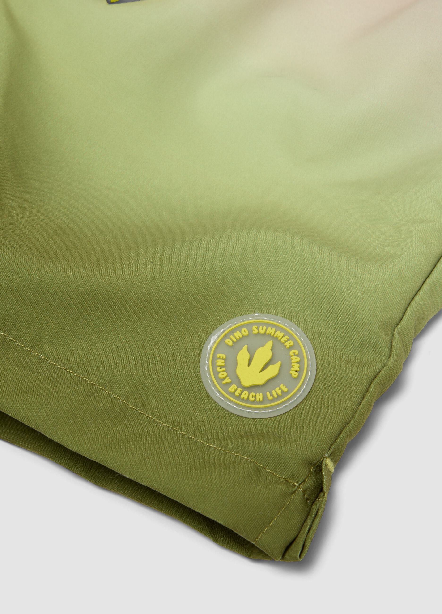 &Pi;&rho;ά&sigma;&iota;&nu;&omicron; &pi;&alpha;&iota;&delta;&iota;&kappa;ό &mu;&alpha;&gamma;&iota;ό &sigma;&omicron;&rho;&tau;&sigmaf; &mu;&epsilon; &nu;&tau;&epsilon;&gamma;&kappa;&rho;&alpha;&nu;&tau;έ