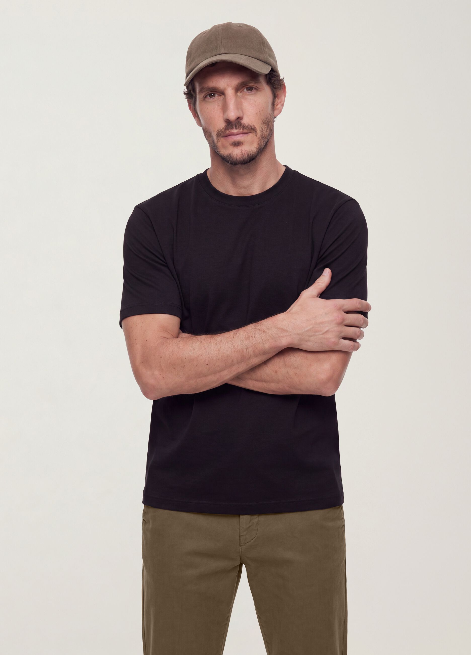 &Alpha;&nu;&delta;&rho;&iota;&kappa;ό &mu;&alpha;ύ&rho;&omicron; T-shirt &alpha;&pi;ό 100% &beta;&alpha;&mu;&beta;ά&kappa;&iota;, &kappa;&omicron;&nu;&tau;&omicron;&mu;ά&nu;&iota;&kappa;&omicron;, regular fit