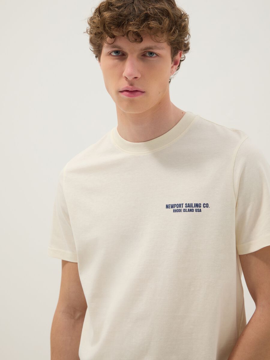 Beige pure cotton regular-fit T-shirt with nautical print_3