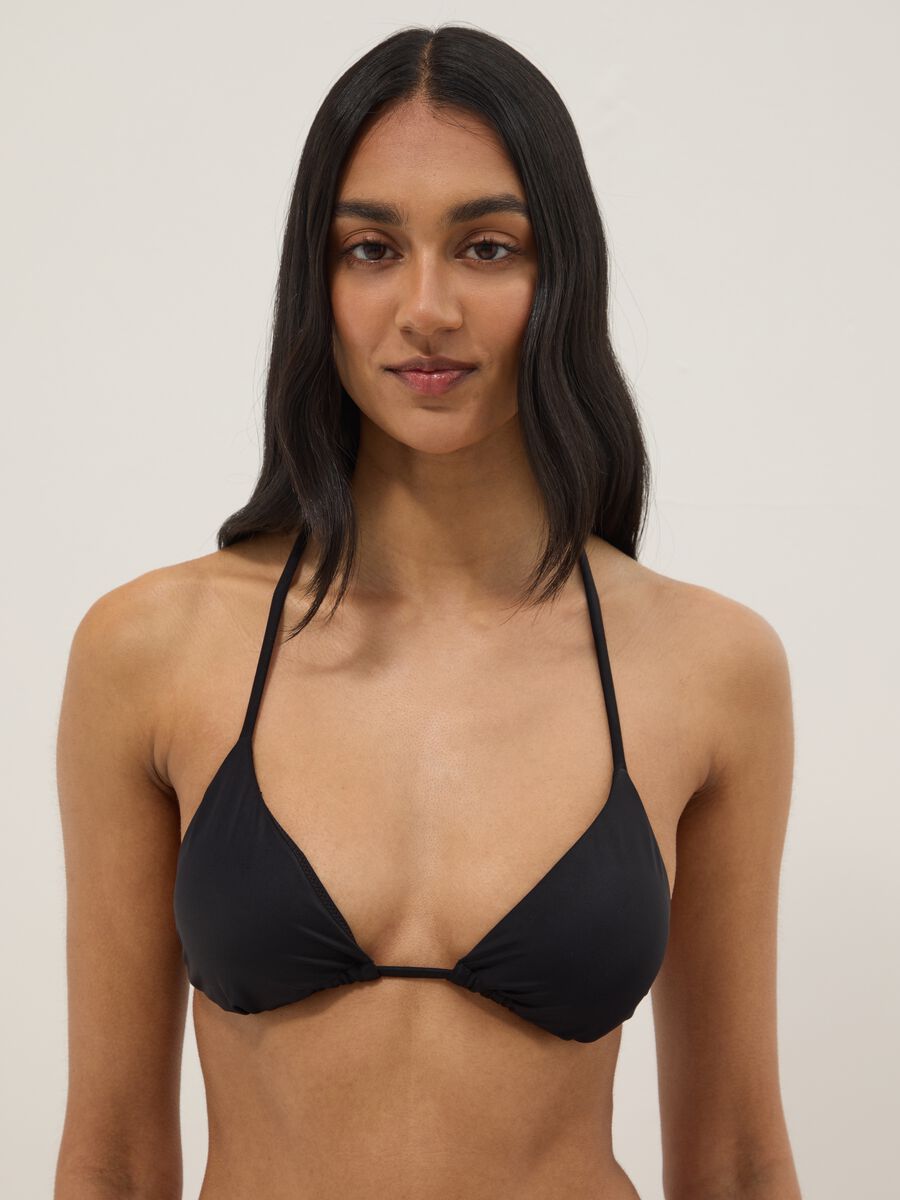 Schwarzes Triangel-Bikinioberteil aus Stretchmaterial_2