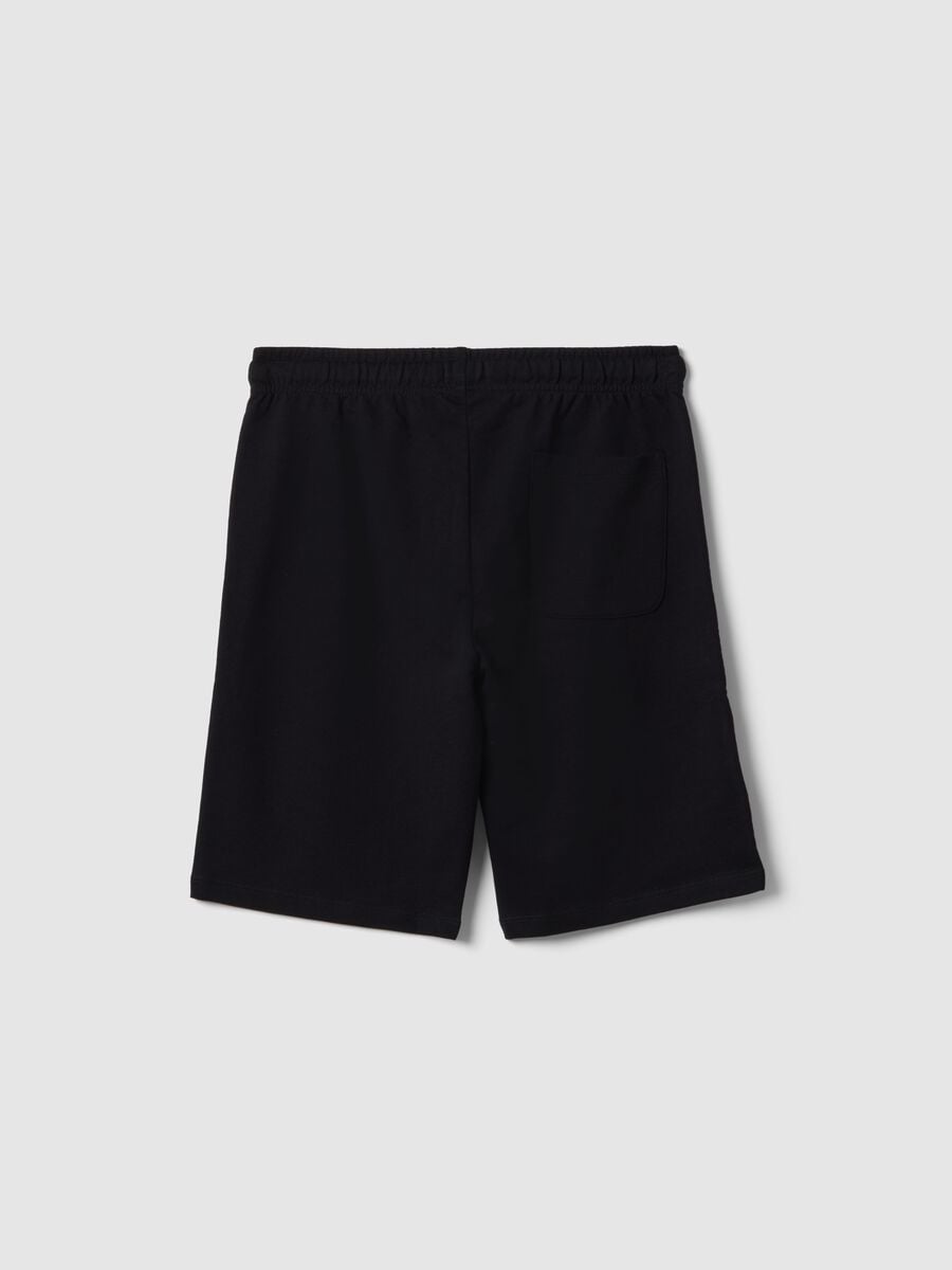 Boy's black pure cotton shorts with regular fit_4