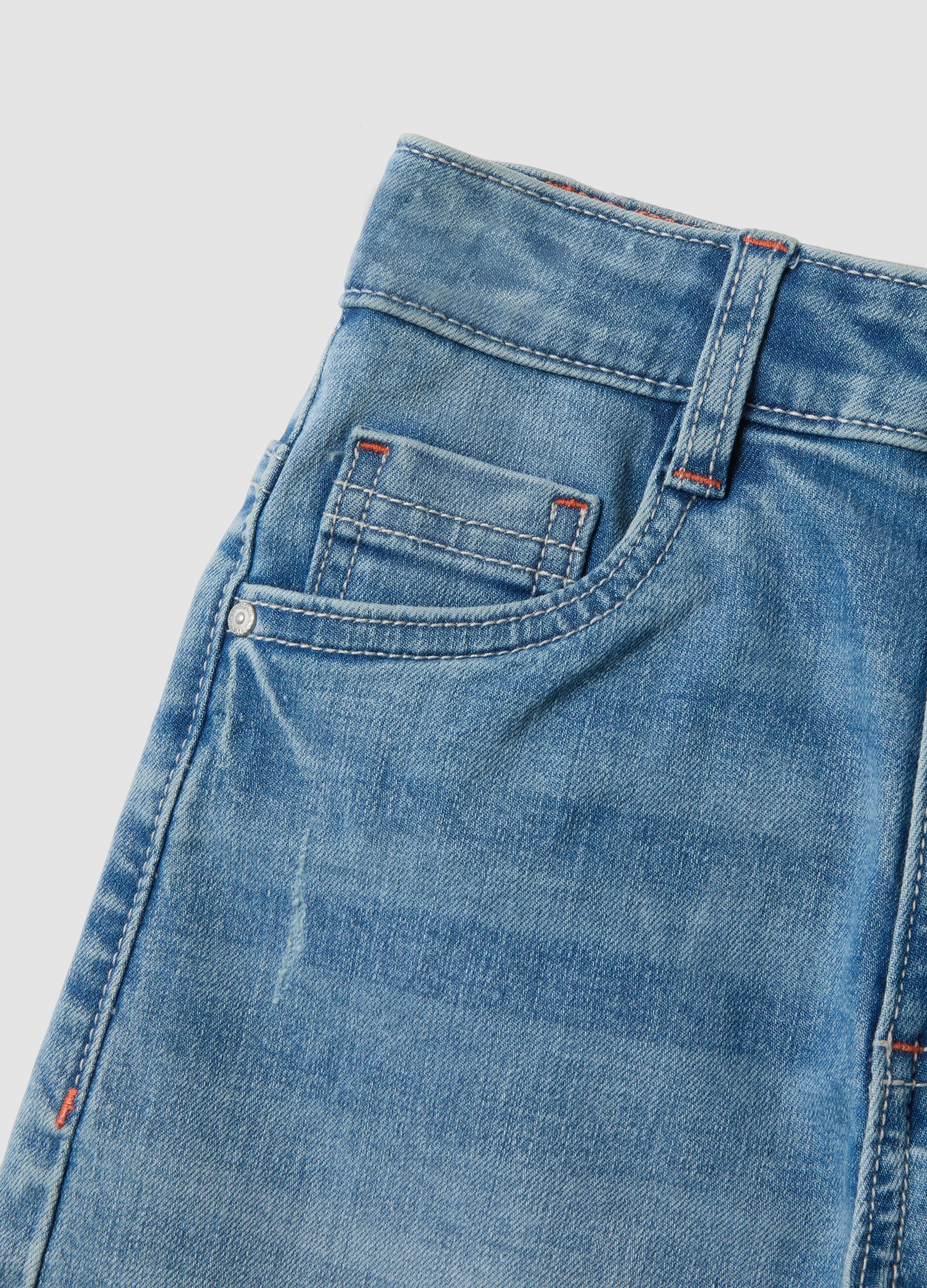 Light blue stretch denim bermuda shorts in cotton and viscose