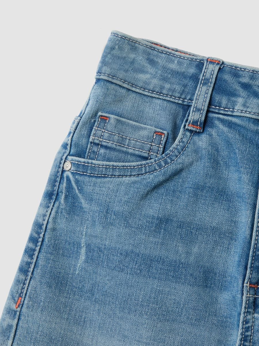 Light blue stretch denim bermuda shorts in cotton and viscose_3