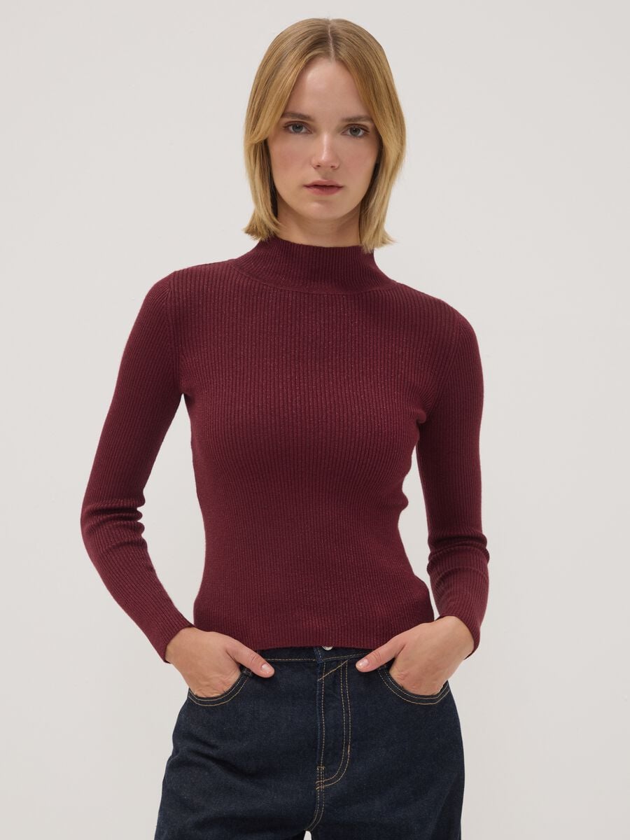 Red ribbed viscose-blend top with high neck_0