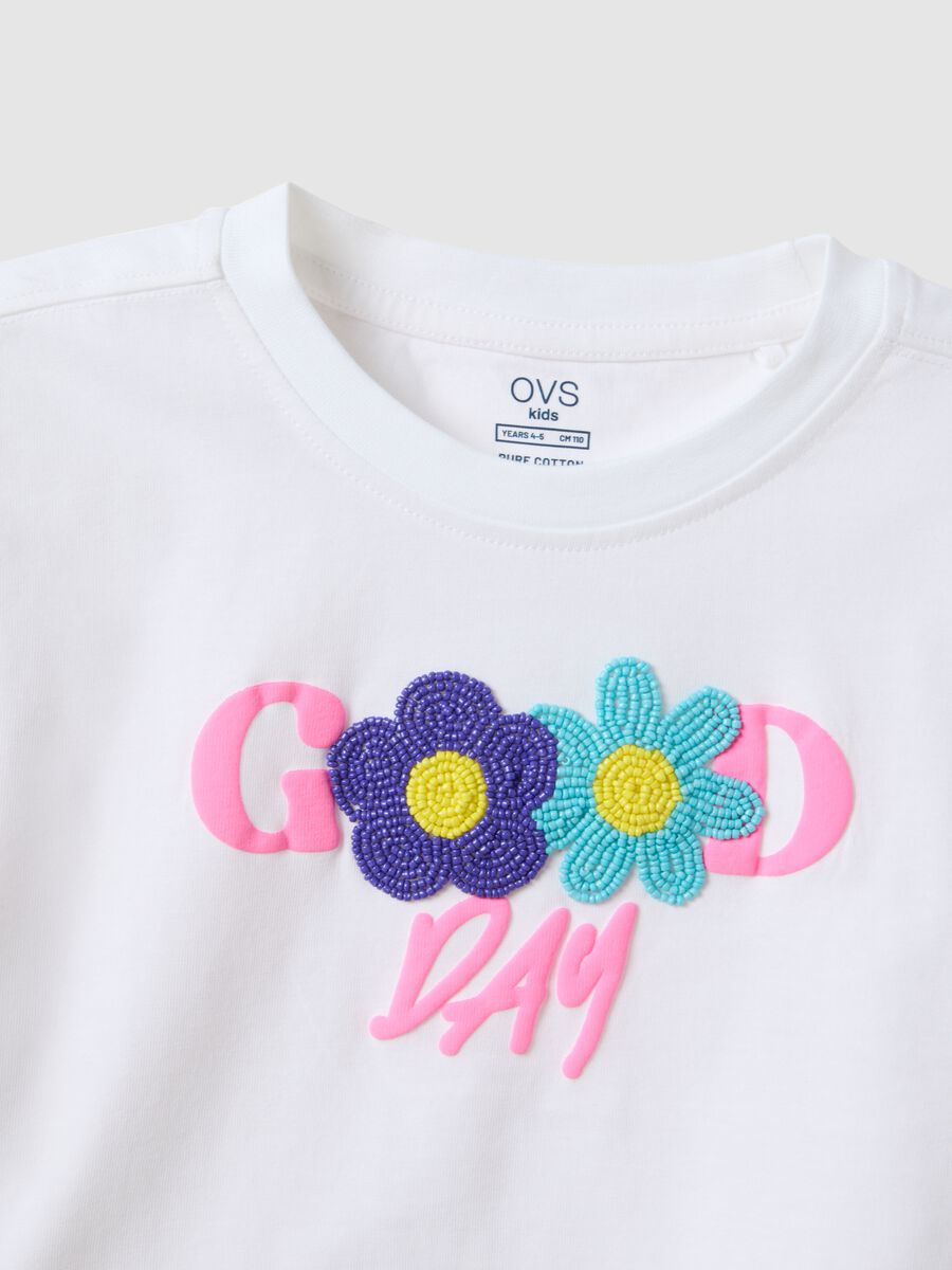 Girls' White Pure Cotton Boxy Fit T-shirt with Beaded Flowers_3