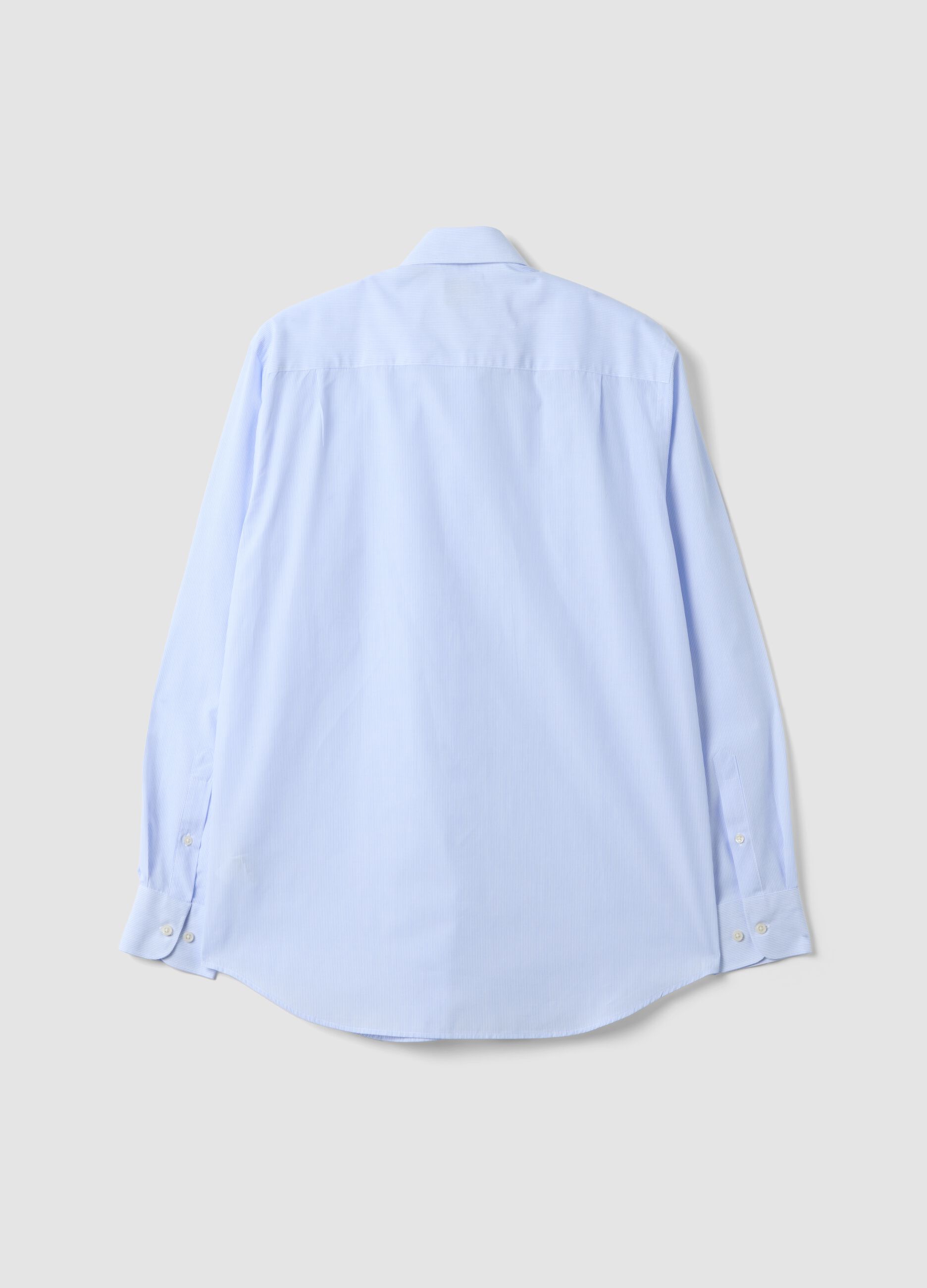 Camicia azzurra in misto cotone a righe sottili easy iron regular fit