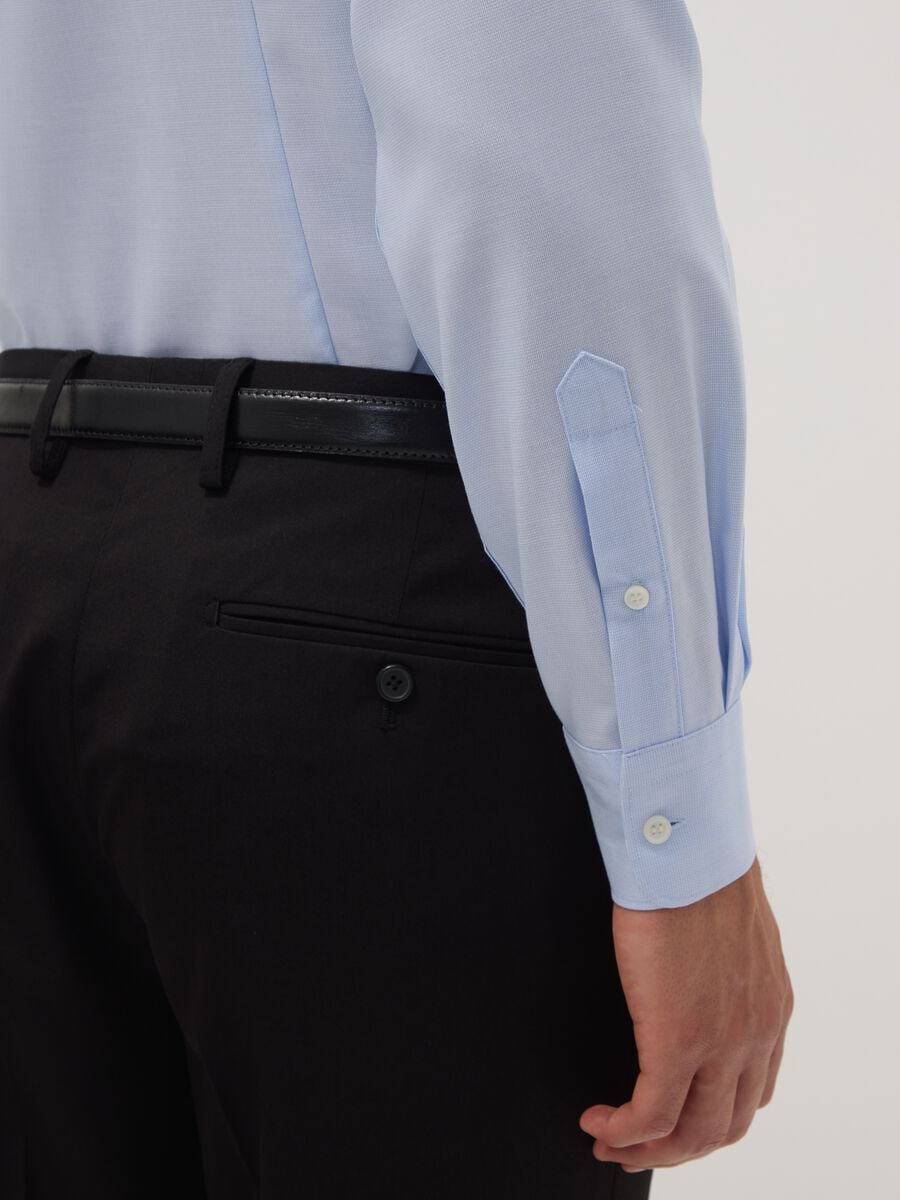 Light blue pure cotton shirt with classic collar, slim fit, non-iron_2