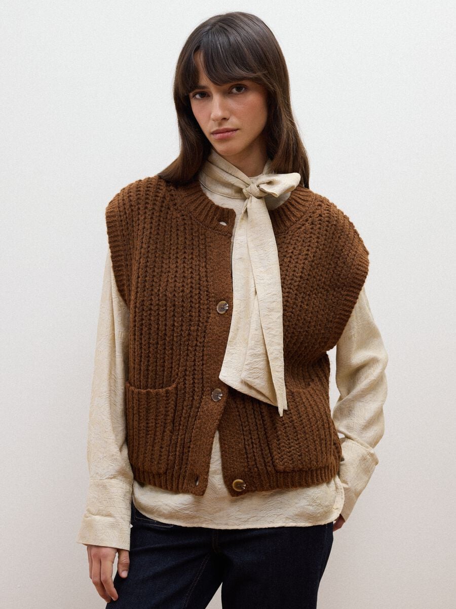 Gilet arancione in misto lana con bottoni_0
