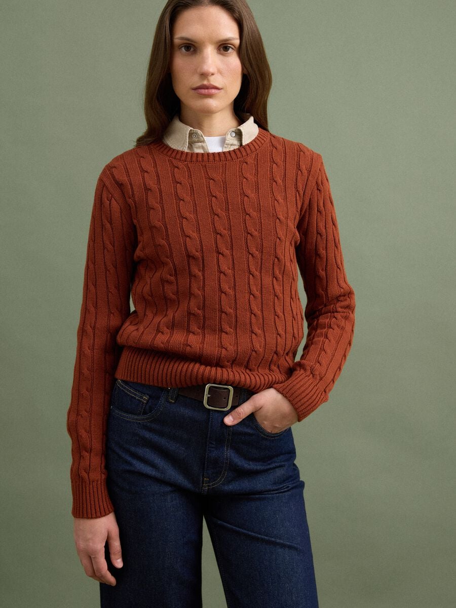 Roter Zopfmuster-Pullover aus reiner Baumwolle mit Rundhalsausschnitt_0