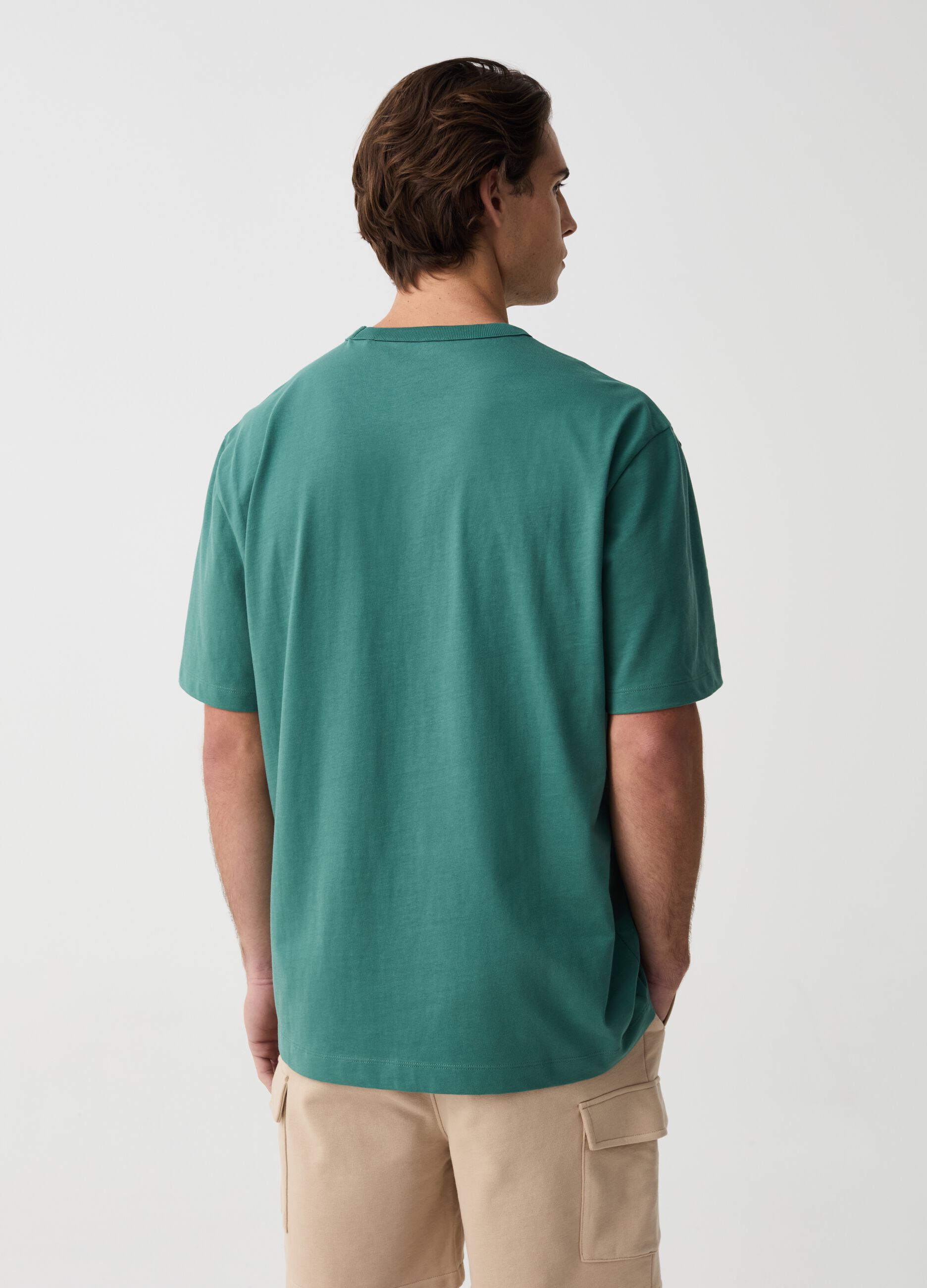 T-shirt with round neck and logo print