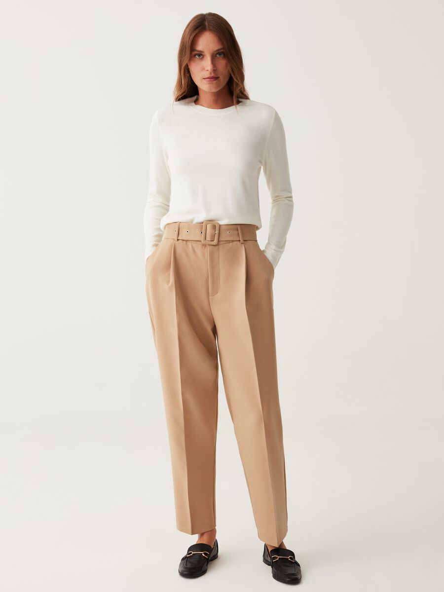 Cigarette trousers with stitching and darts_0