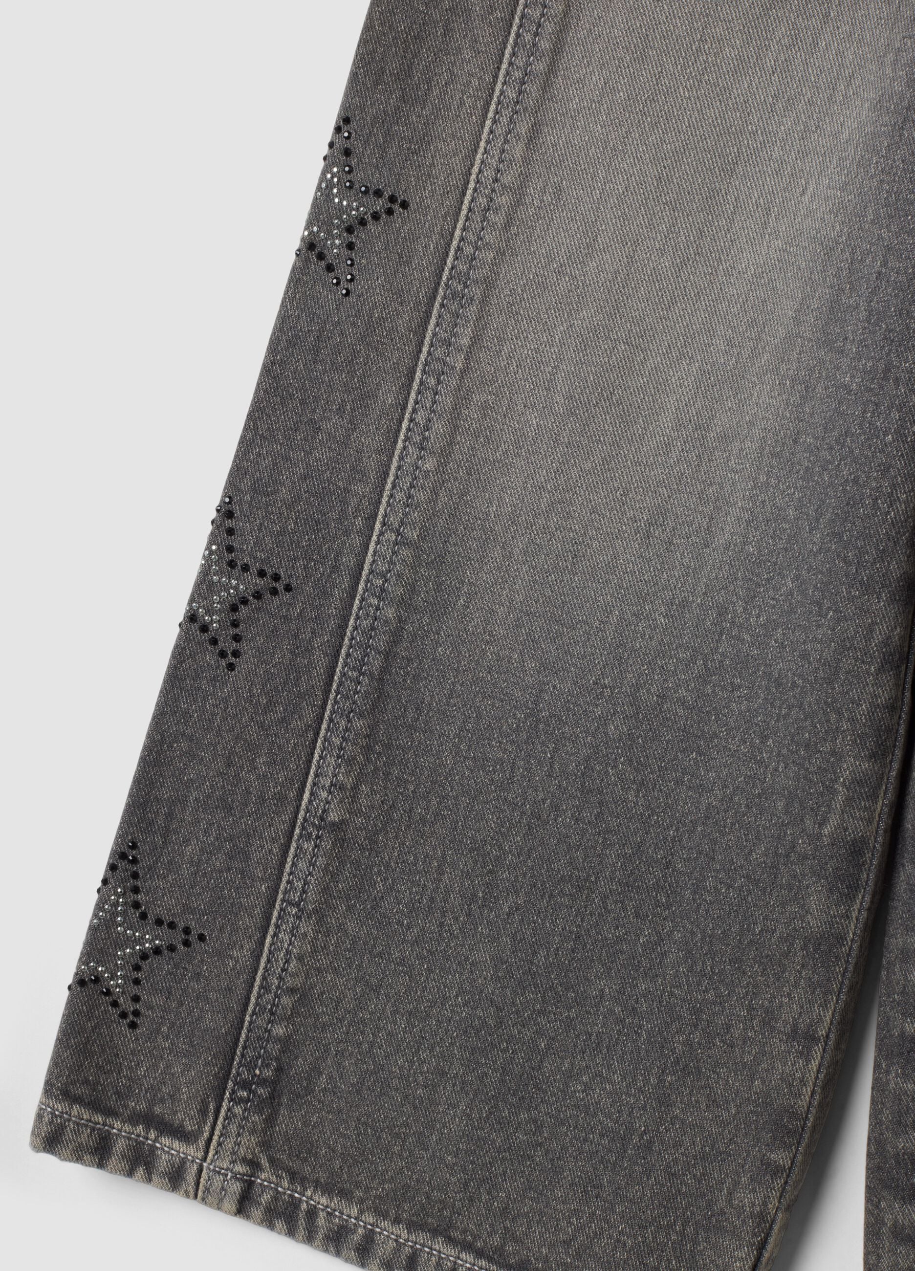 Jeans cinzentos wide leg em algod&atilde;o puro com estrelas para menina