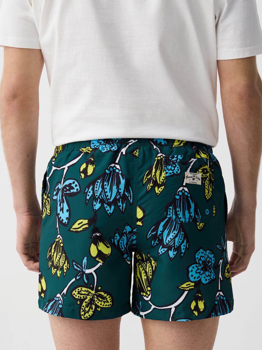 Swimming trunks with flowers print_1