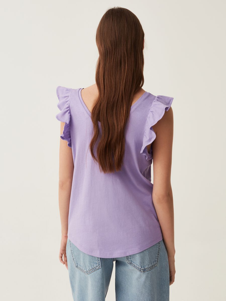 Tank top with V-neck and ruffles_2